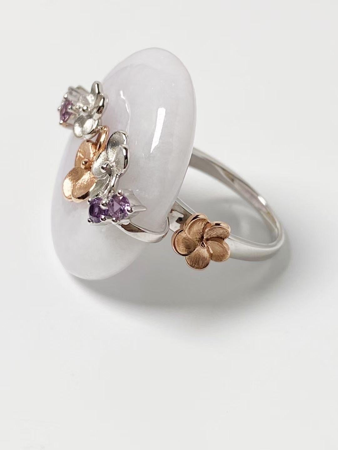 Round Cut Natural Myanmar Lavender Tint White Donut Jade Floral Ring in 14K Bicolor Gold For Sale