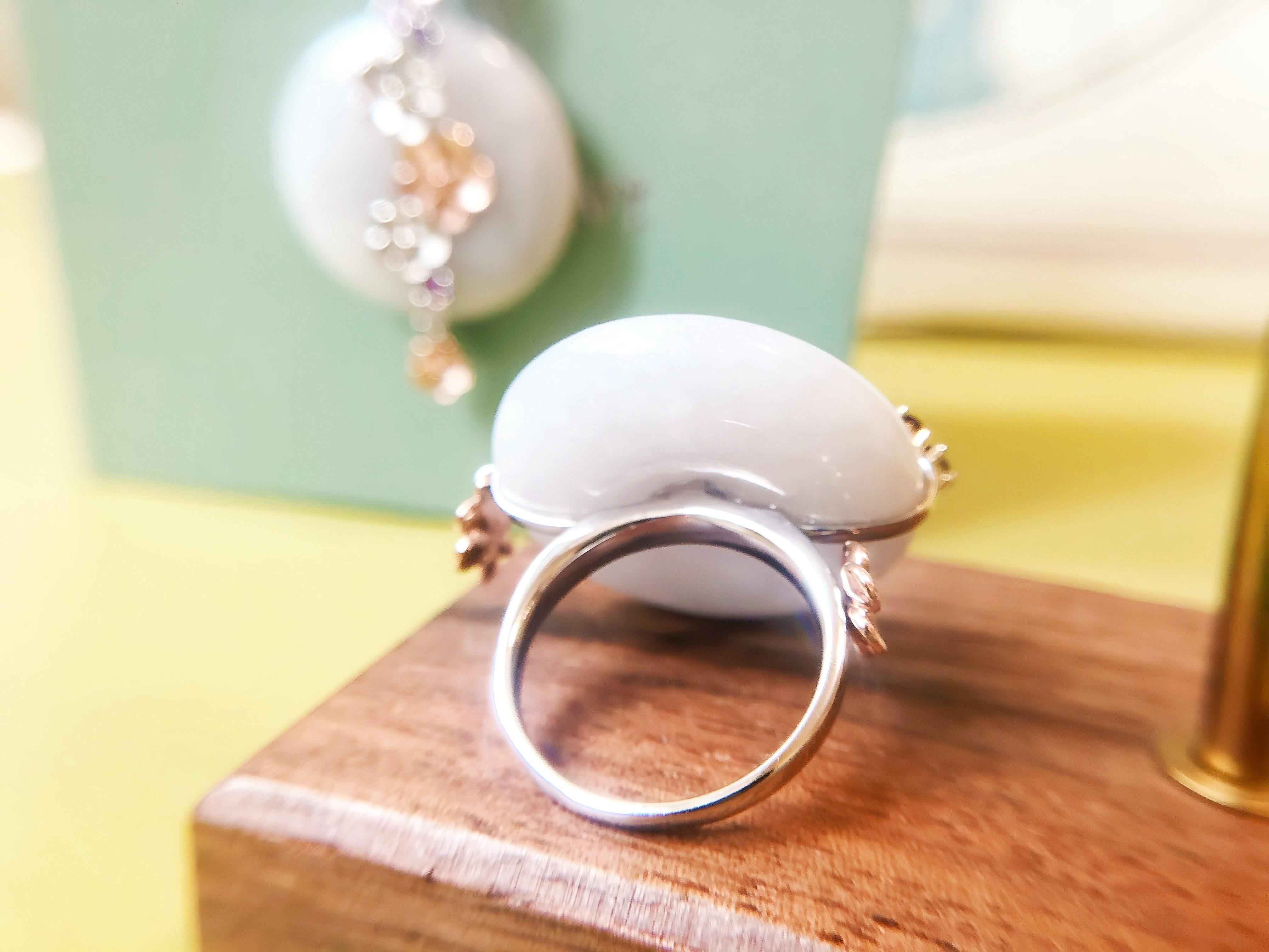 Women's or Men's Natural Myanmar Lavender Tint White Donut Jade Floral Ring in 14K Bicolor Gold For Sale