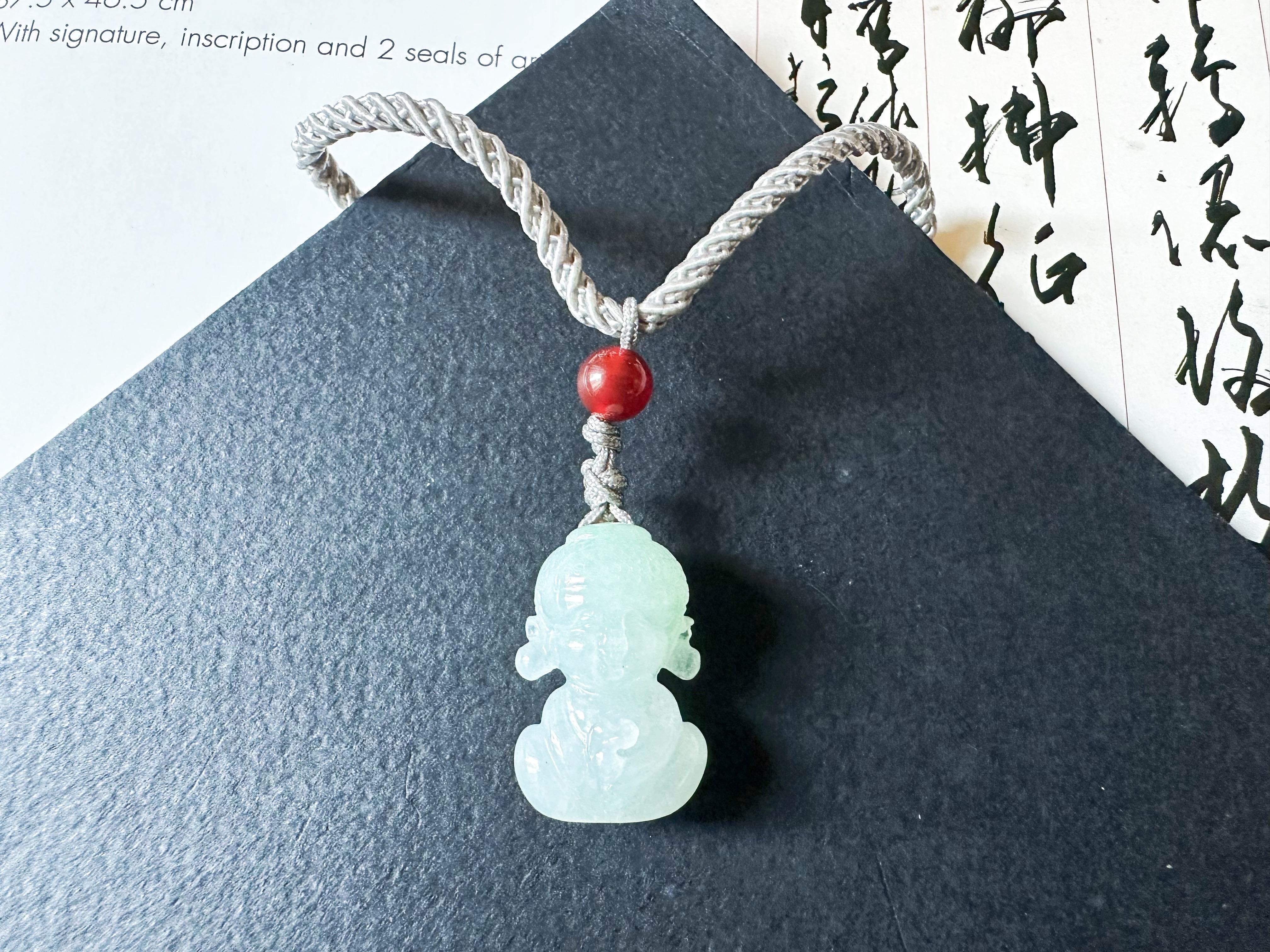Natürlicher Myanmar Mini-Buddha-Anhänger aus blassgrüner Jade, Buddha Jadeit, Buddha Jadeit im Angebot 5