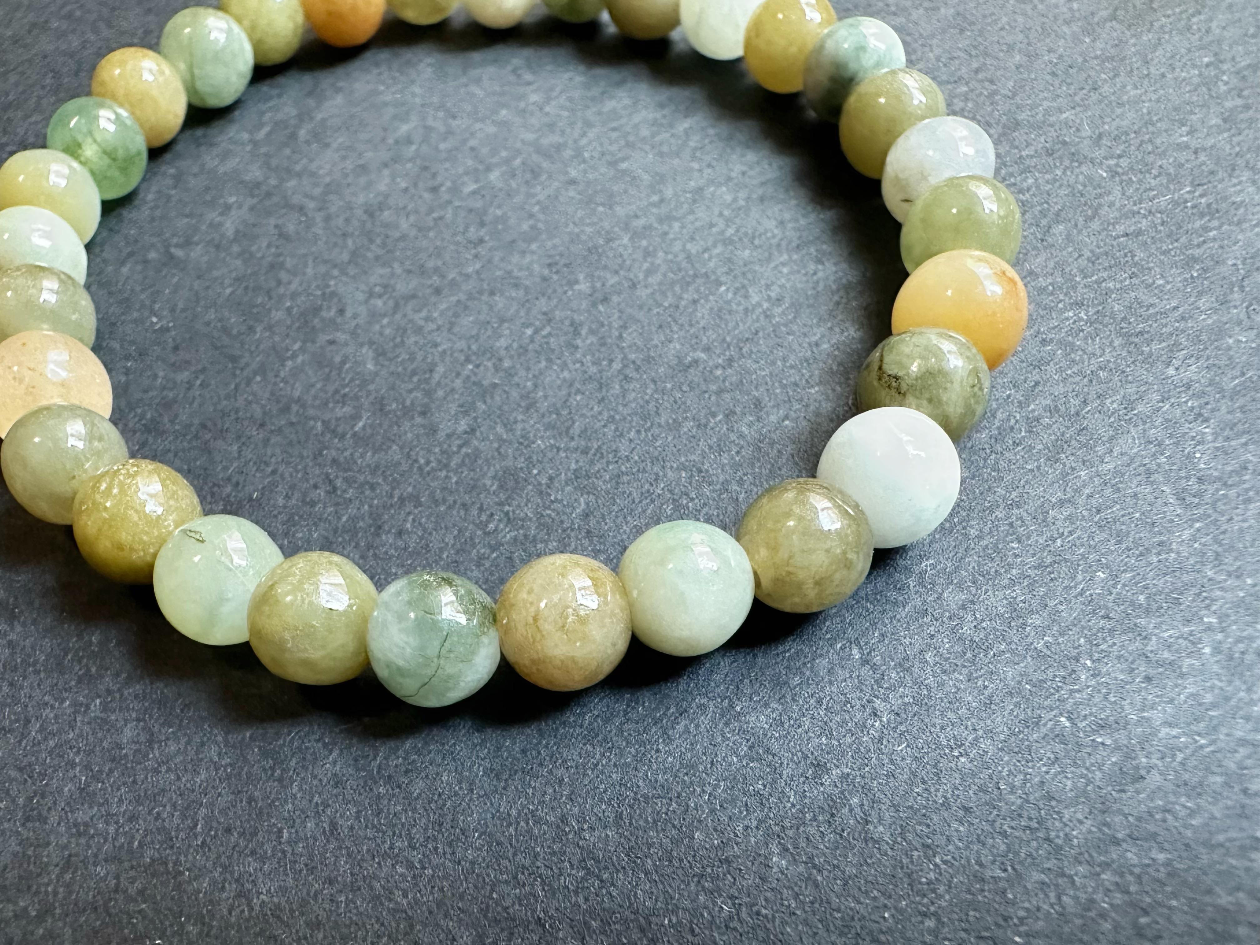 Bracciale di perle di giada multicolore Nature Myanmar in vendita 4