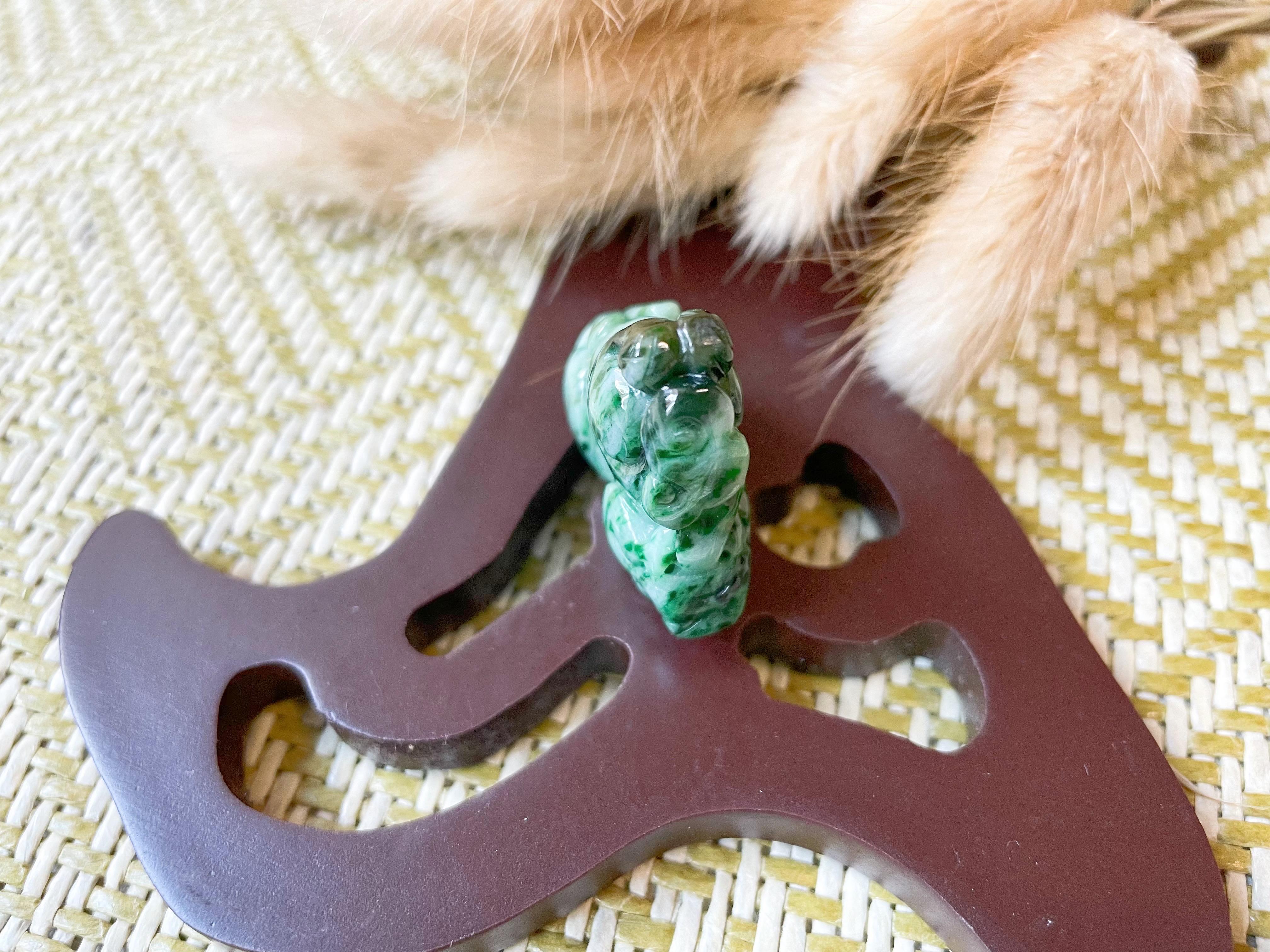 Natural Myanmar PiXiu Green Jade Loose Stone Pendant - Luck and prosperity In New Condition For Sale In Kowloon, HK