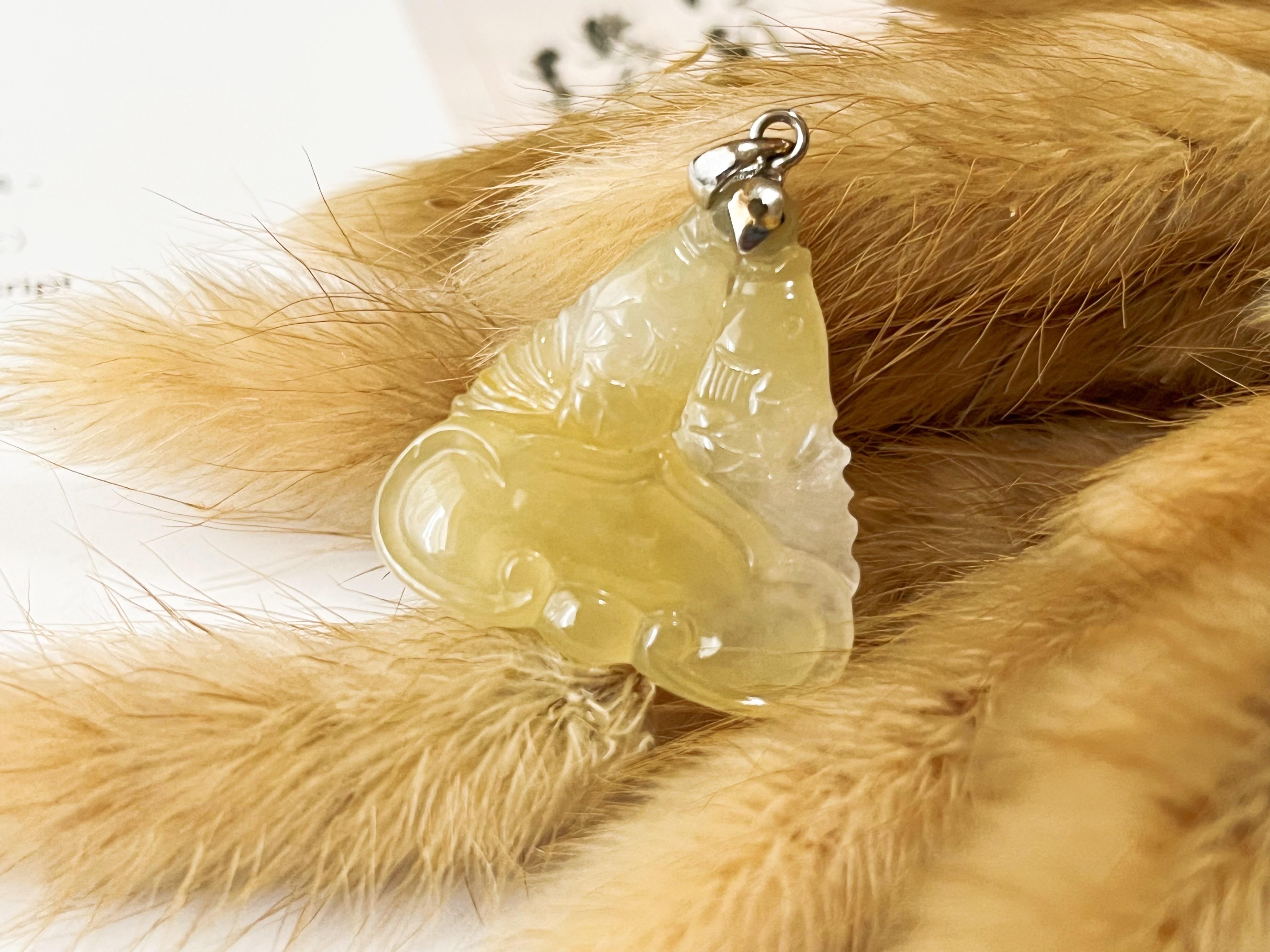 Natural Myanmar Translucent Icy Honey Yellow Jadeite Pisces Pendant For Sale 1
