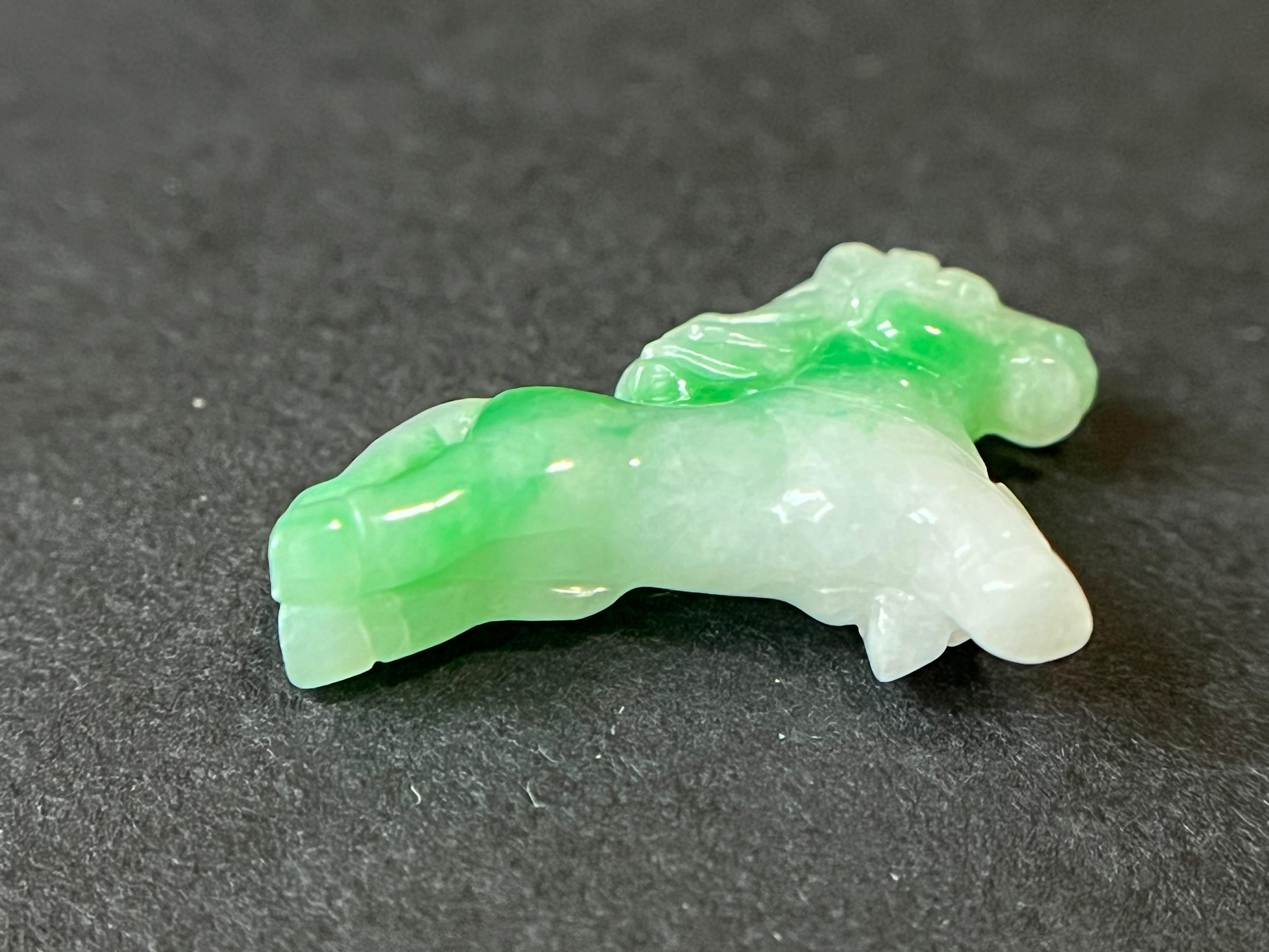 Natural Myanmar Vivid Green Horse Loose Jade Pendant, Year of Horse For Sale 1