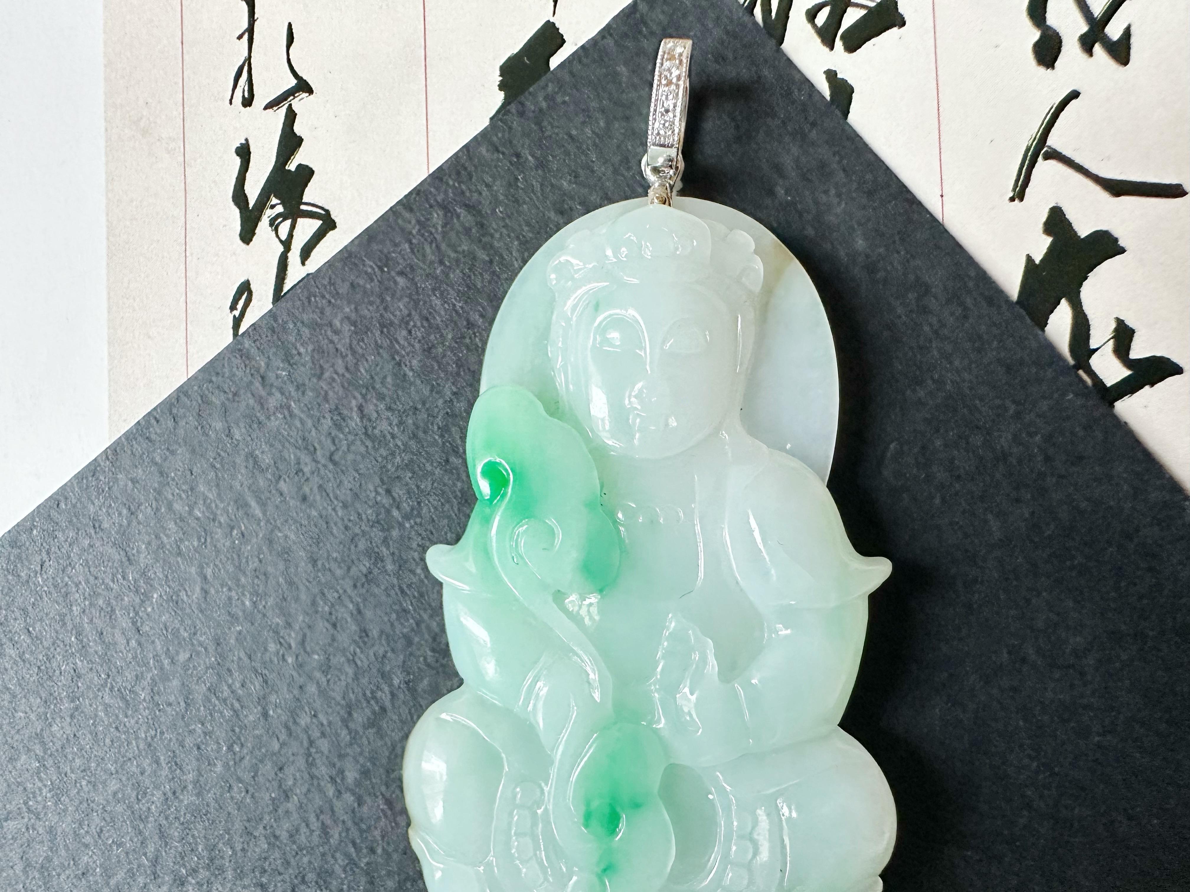 Natural Myanmar Vivid Green Jade Pendant with 18K White Gold and Diamond For Sale 5