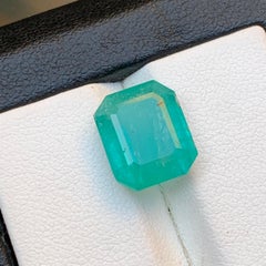 Smeraldo verde neon bluastro naturale da 6 carati per anello dalla Nigeria