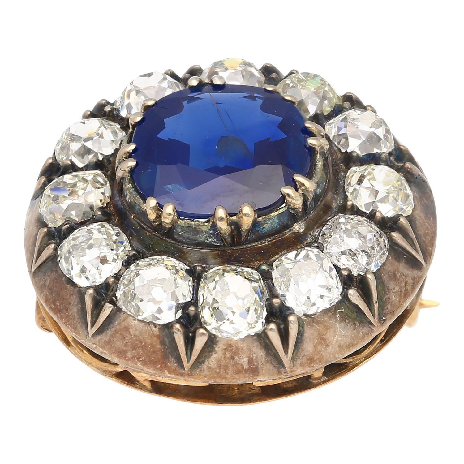 Baroque Natural No Heat 3.82 Carat Sapphire Brooch in Silver and 9K Gold For Sale