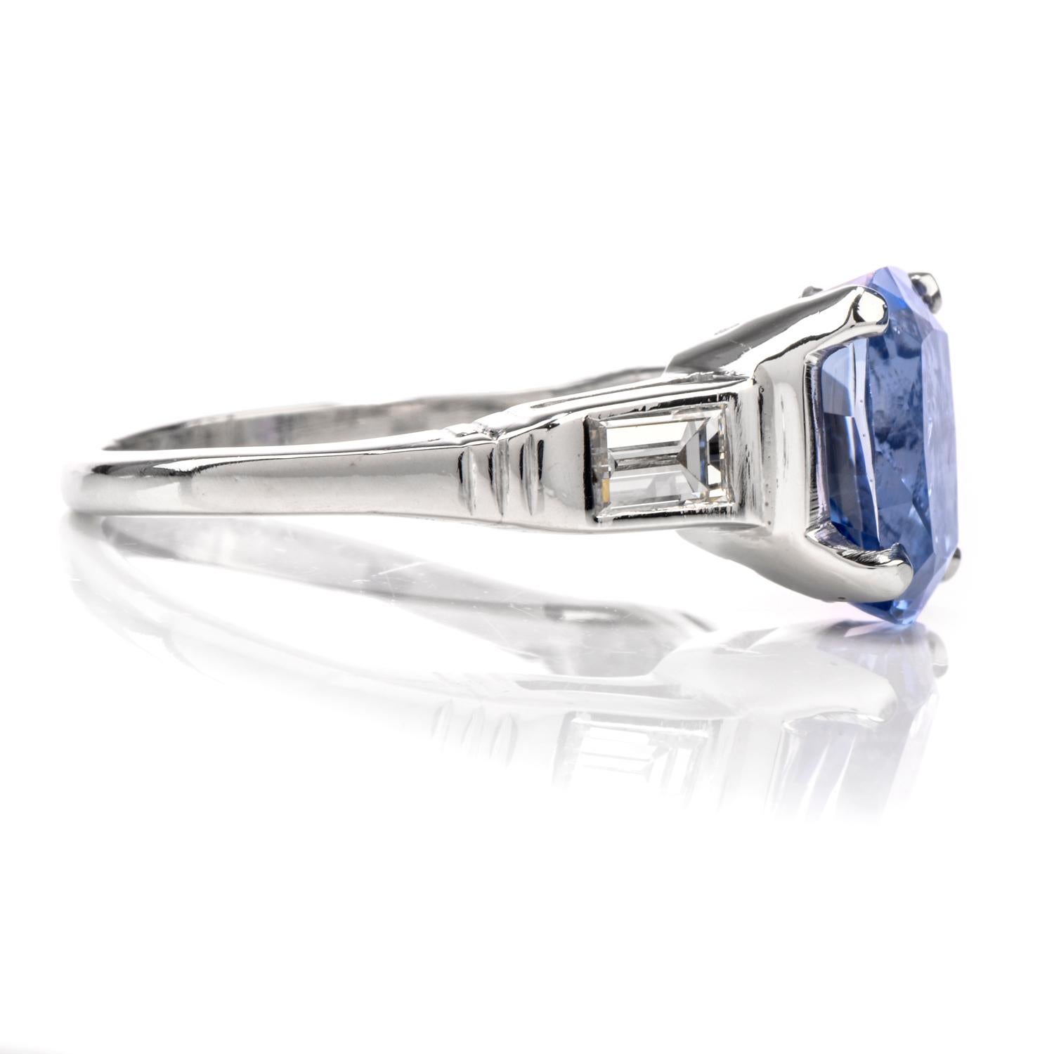 Art Deco Natural No Heat GIA Cylon Blue Sapphire Diamond Platinum Three-Stone Ring