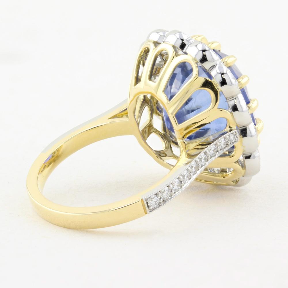 Natürlicher No Heat Saphir und Diamant Cluster Ring im Zustand „Neu“ im Angebot in London, GB