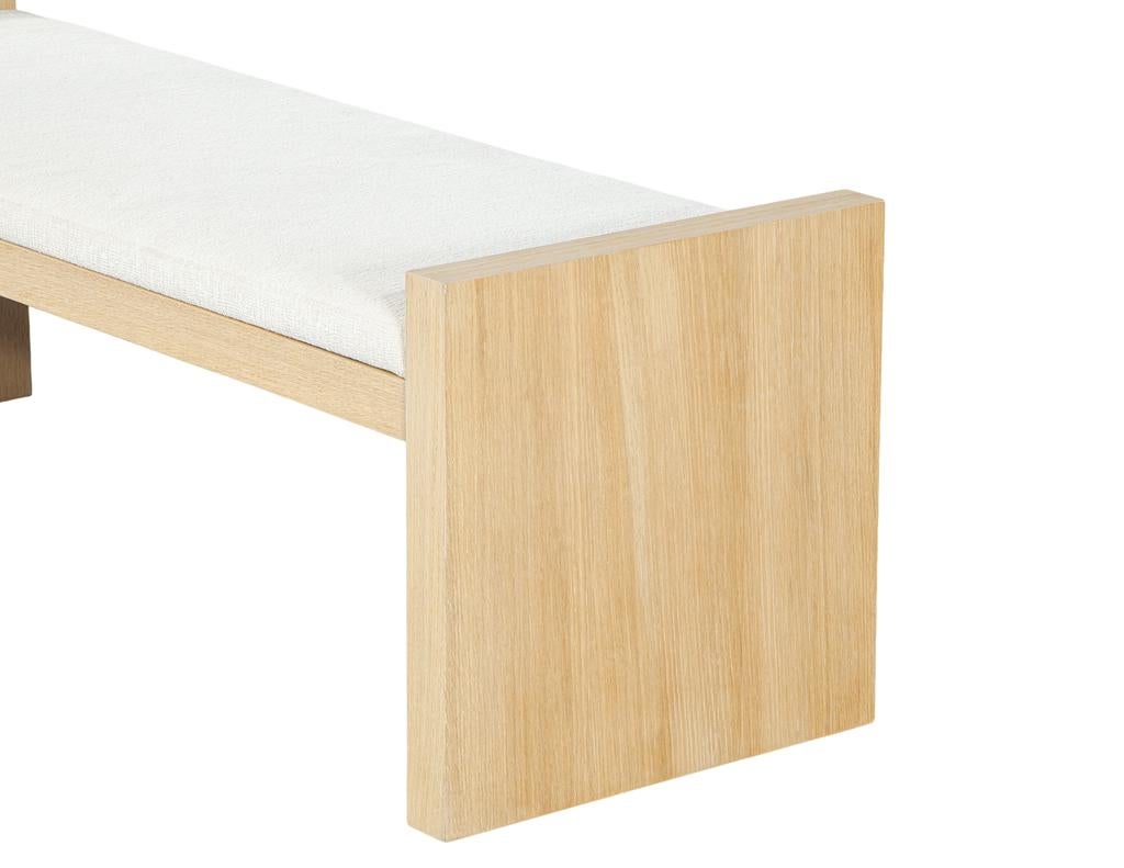 Natural Oak Bench in White Textured Linen In New Condition For Sale In North York, ON