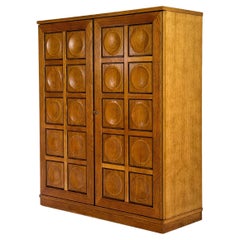 Mobile da bar brutalista in Oak Oak naturale