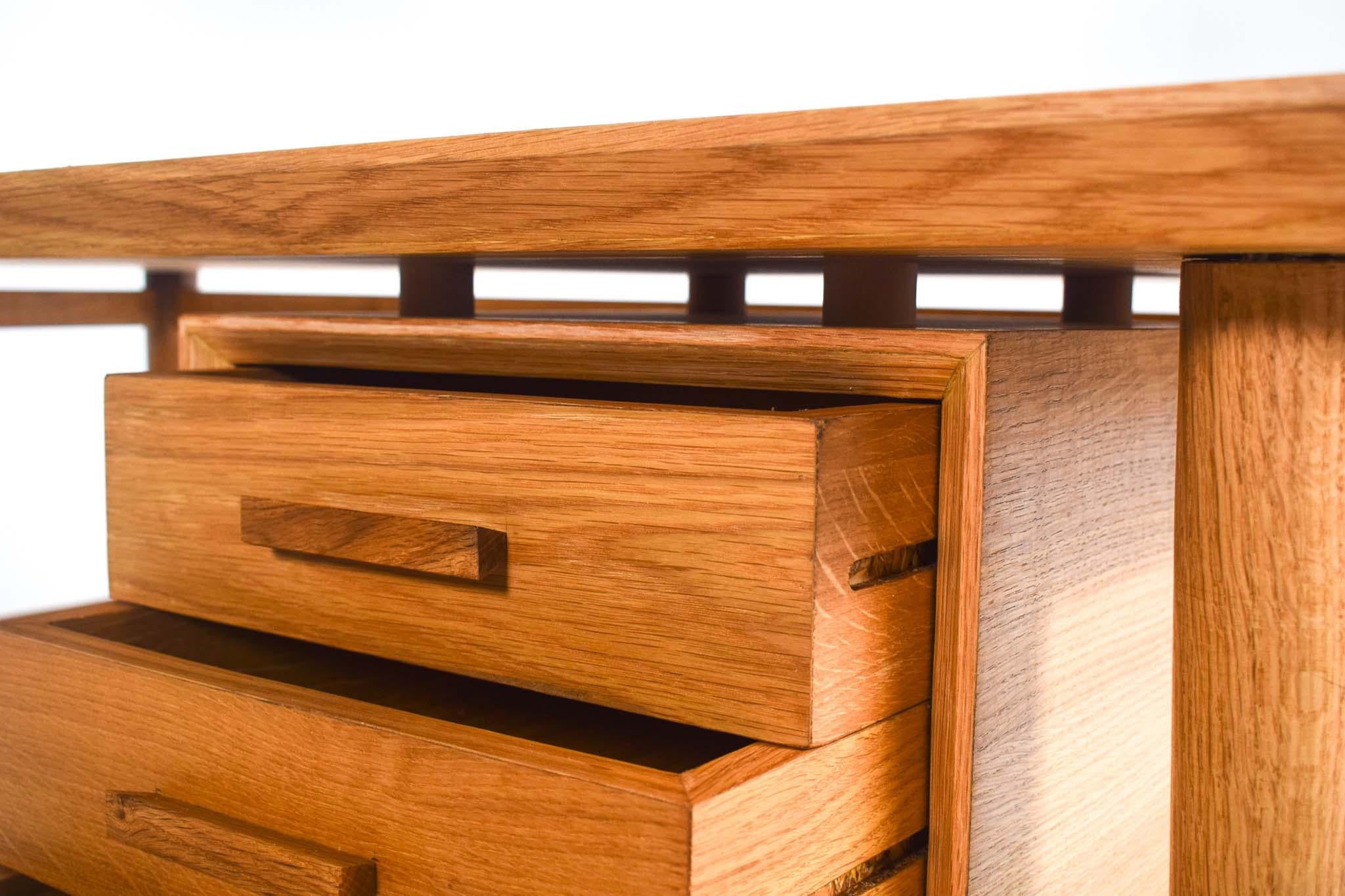 Escritorio de roble natural con tres cajones Modelo S1 de Dust Wood en venta 5