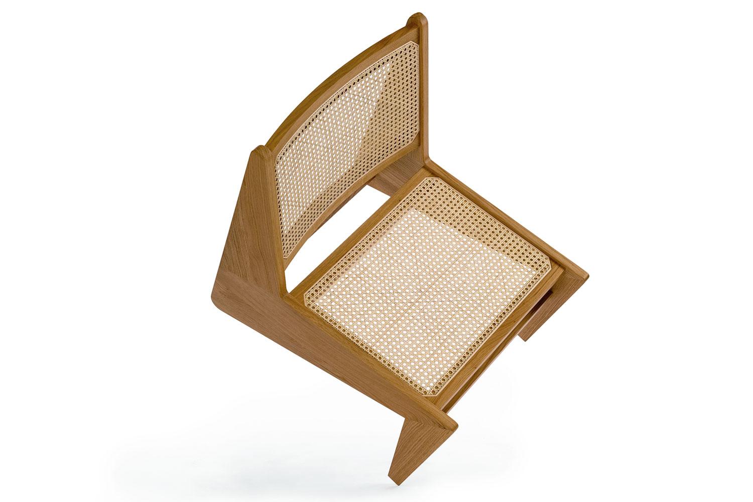 pierre jeanneret kangaroo chair