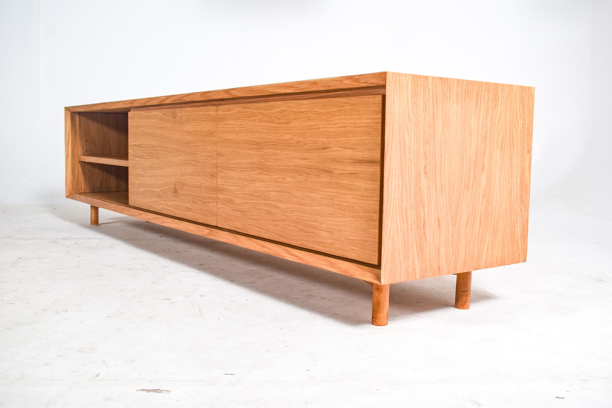 Natural Oak Sliding Door Sideboard Model A2 By Dust Wood In New Condition For Sale In Lisboa, Lisboa