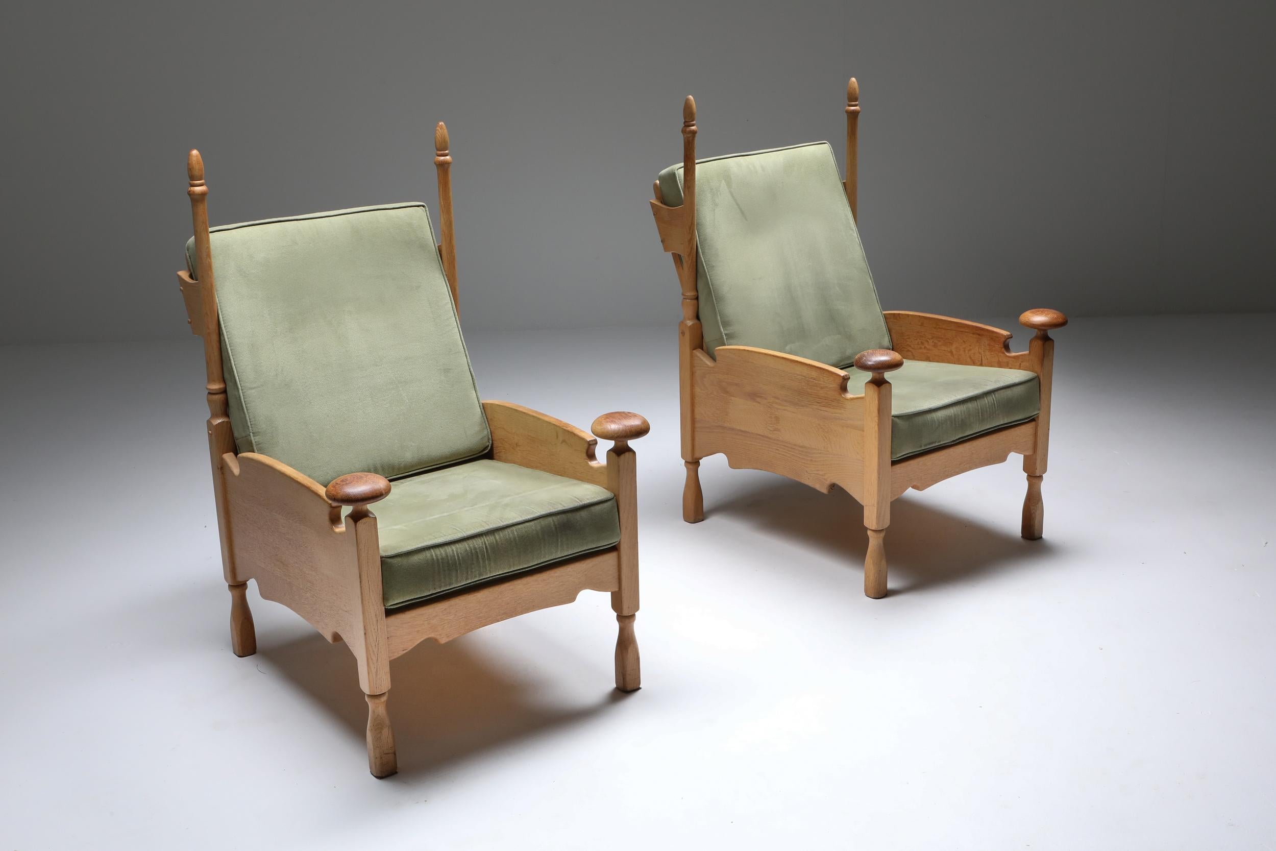 Arts and Crafts Natural Oak Throne Lounge Chairs