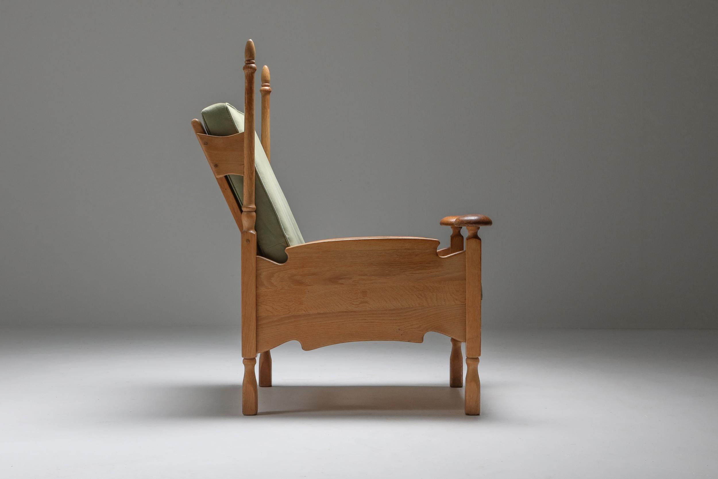 Mid-20th Century Natural Oak Throne Lounge Chairs