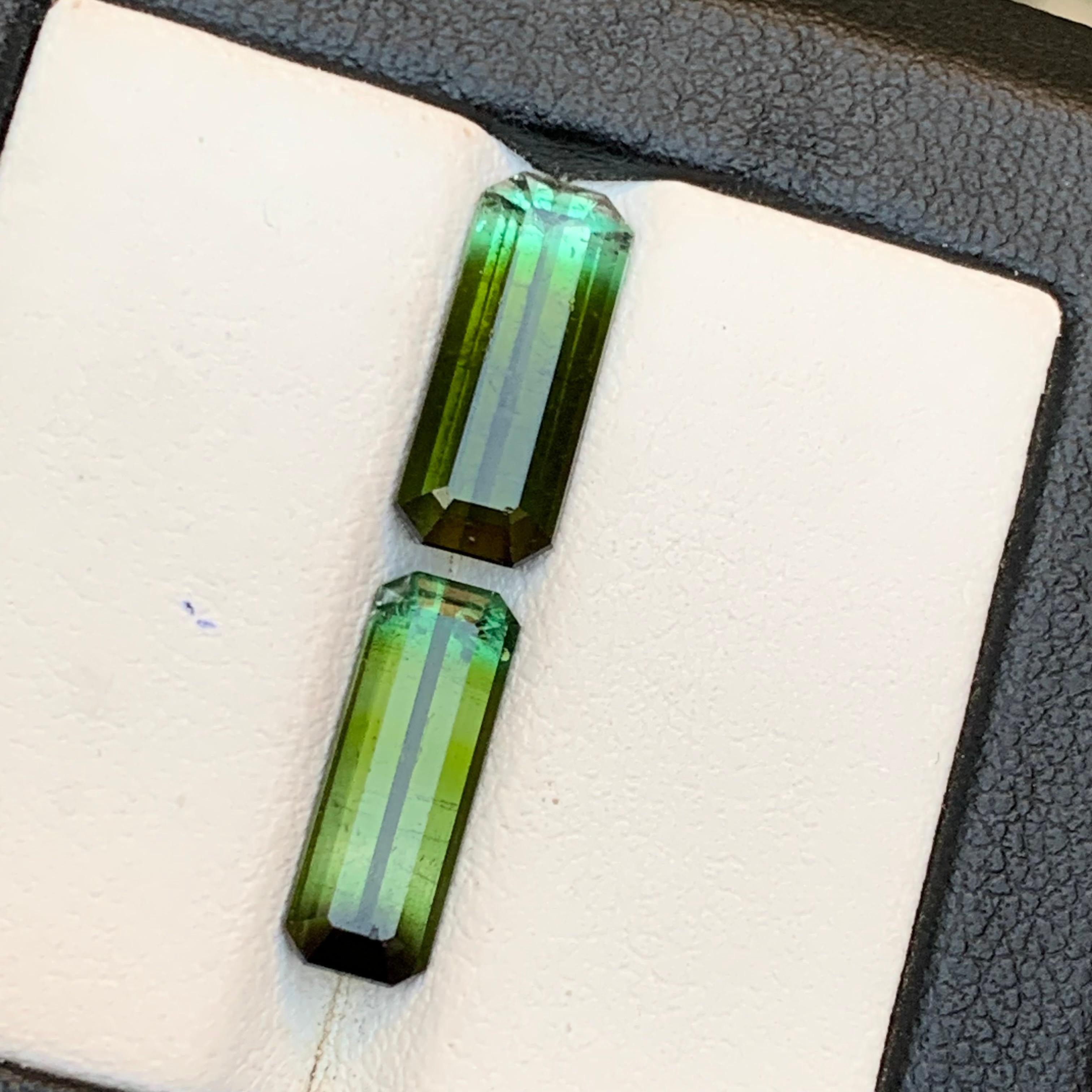 Taille émeraude Naturelle Olive Green Bicolor Tourmaline 5.86 Ct Emerald Cut Loose Gemstones Set en vente