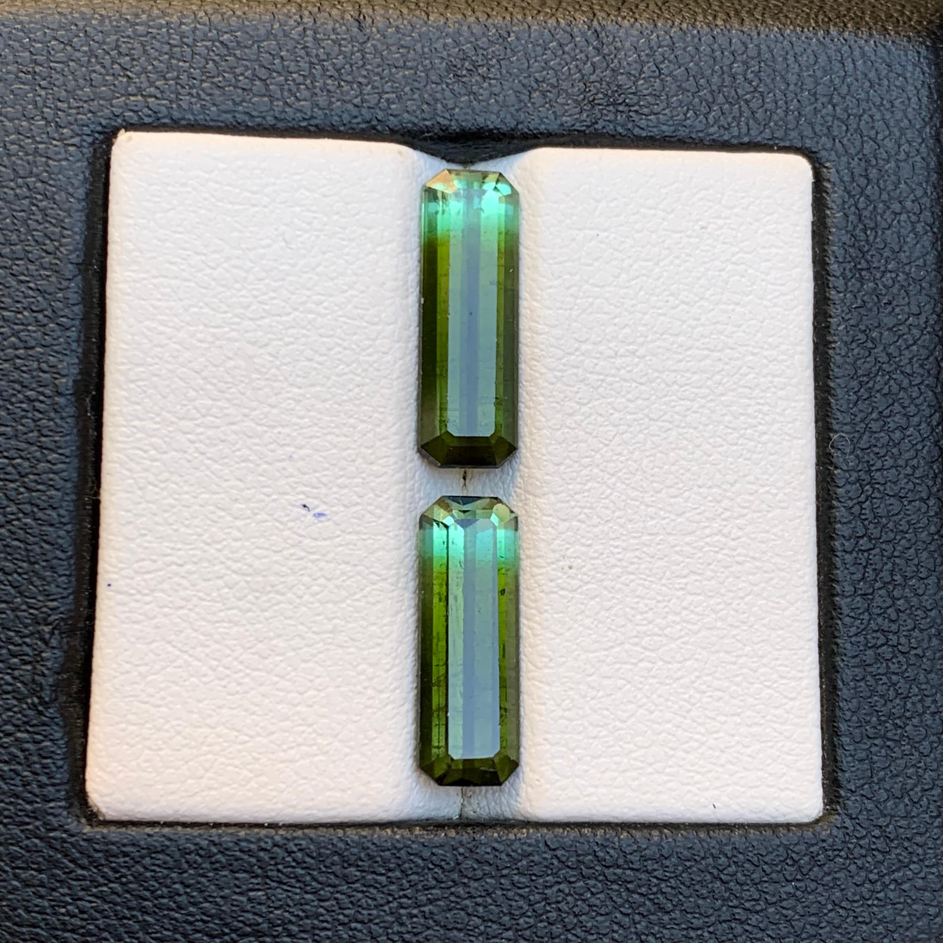 Natürlicher Olivgrüner Bicolor Turmalin 6,33 Ct Smaragdschliff Lose Edelsteinpaar im Angebot 3