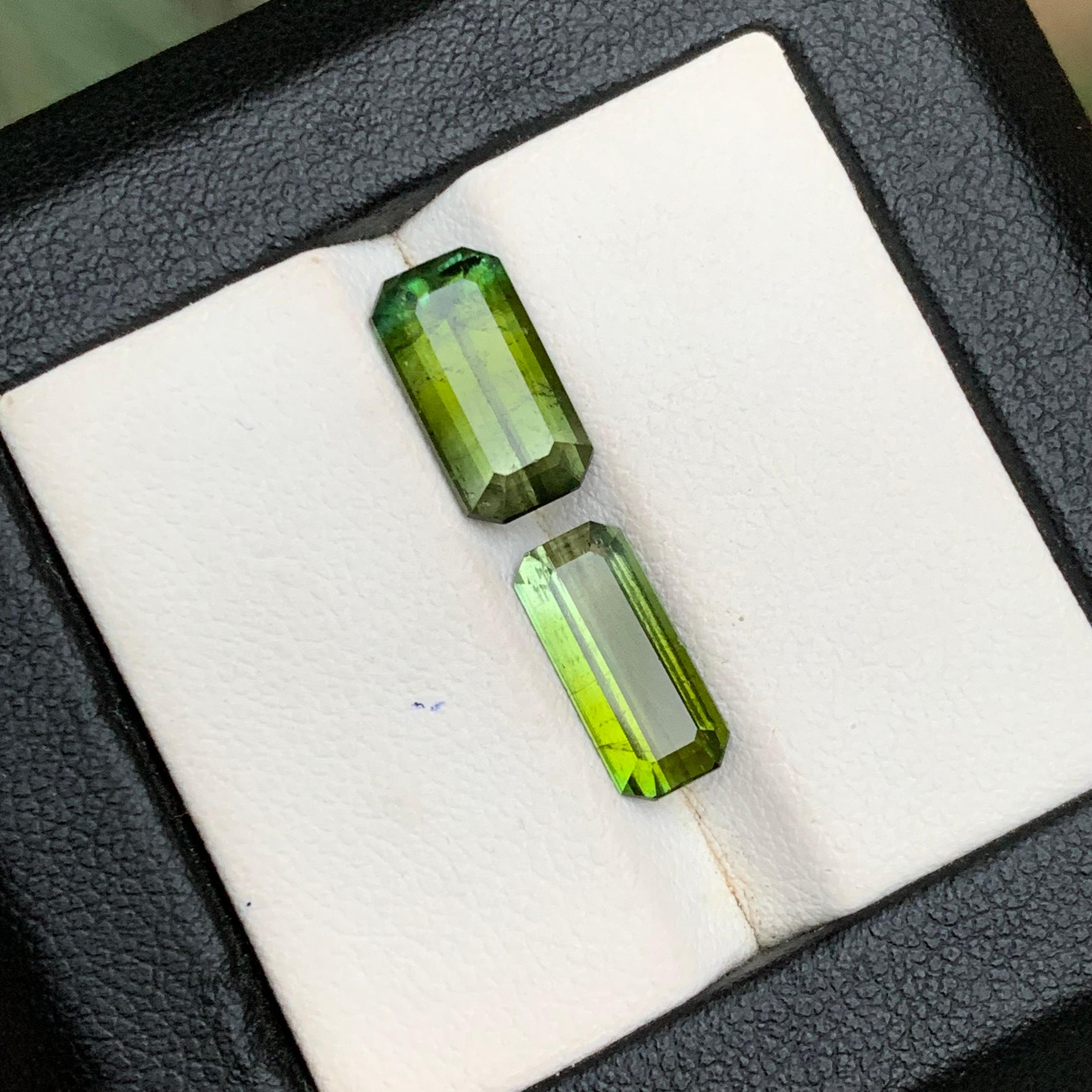 Naturelle Tourmaline vert olive 4.79 Ct Emerald Cut Loose Gemstone Set - Bijoux en vente 5
