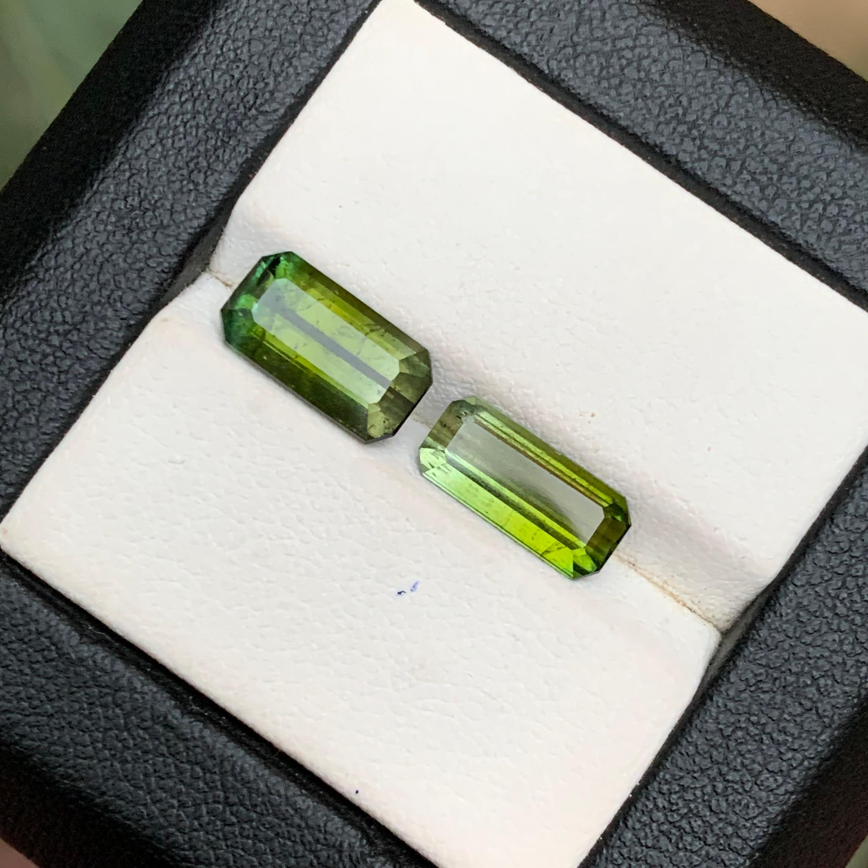 Naturelle Tourmaline vert olive 4.79 Ct Emerald Cut Loose Gemstone Set - Bijoux en vente 7