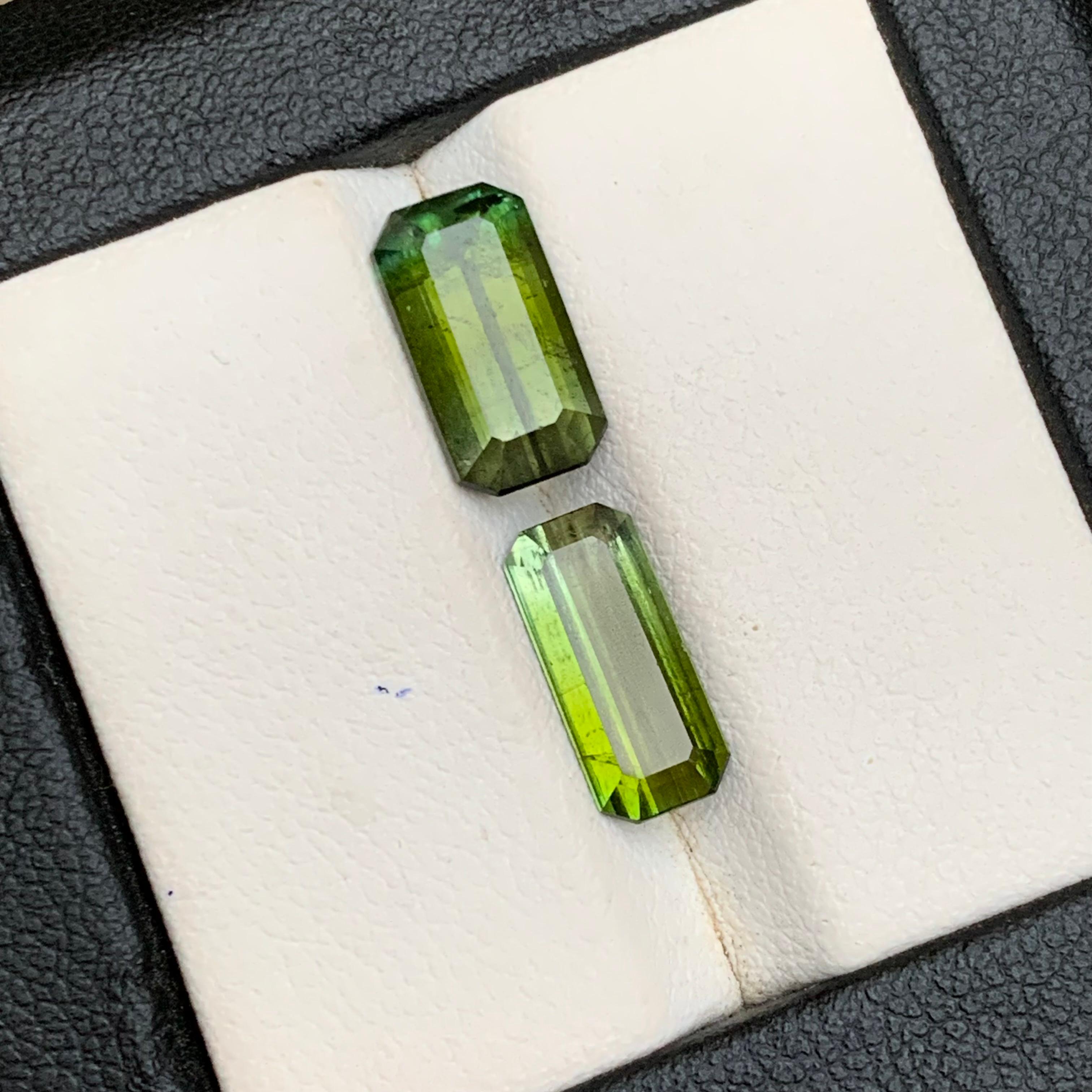 Naturelle Tourmaline vert olive 4.79 Ct Emerald Cut Loose Gemstone Set - Bijoux Neuf - En vente à Peshawar, PK
