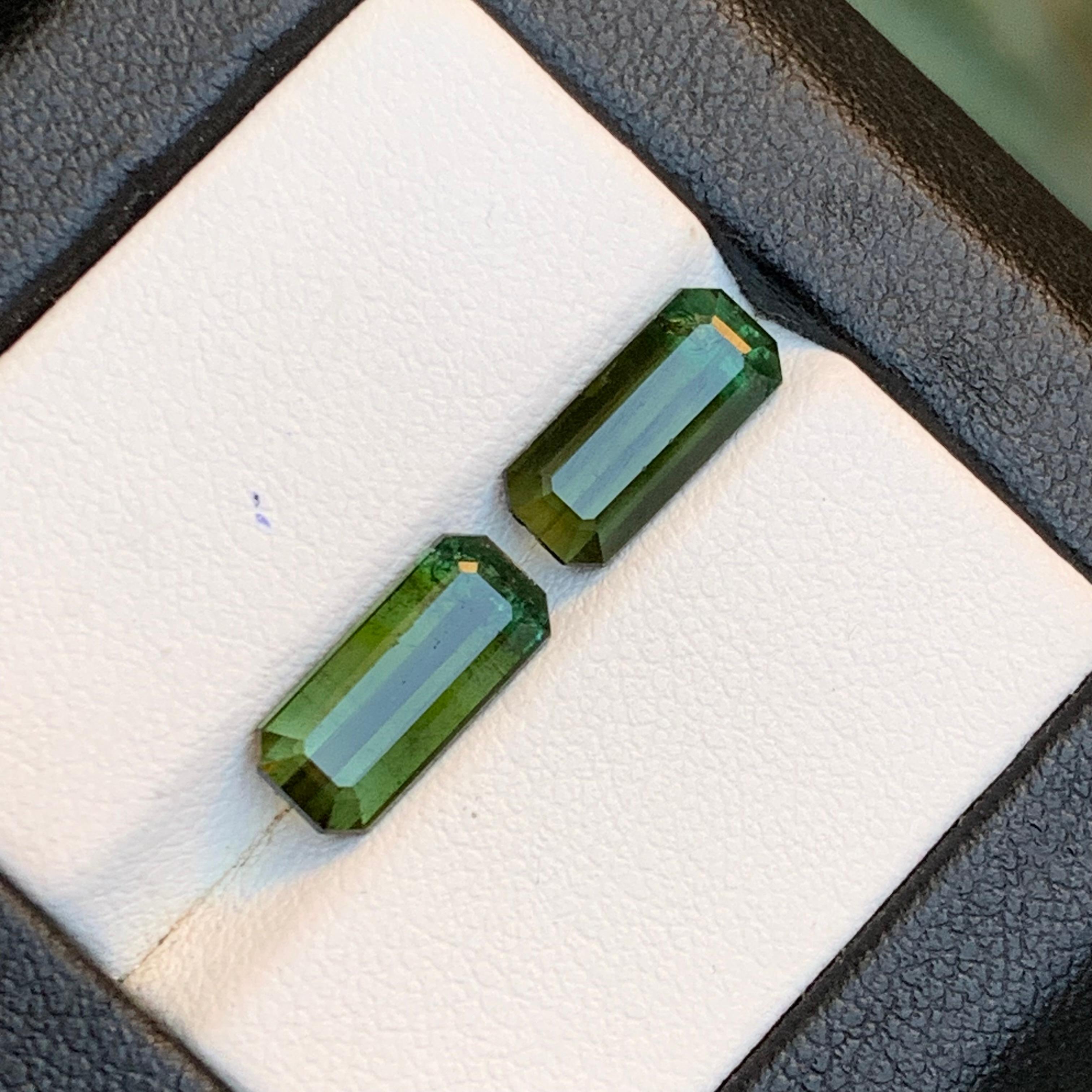 Naturelle Tourmaline vert olive 5.28 Ct Emerald Cut Loose Gemstone Set - Bijoux en vente 4
