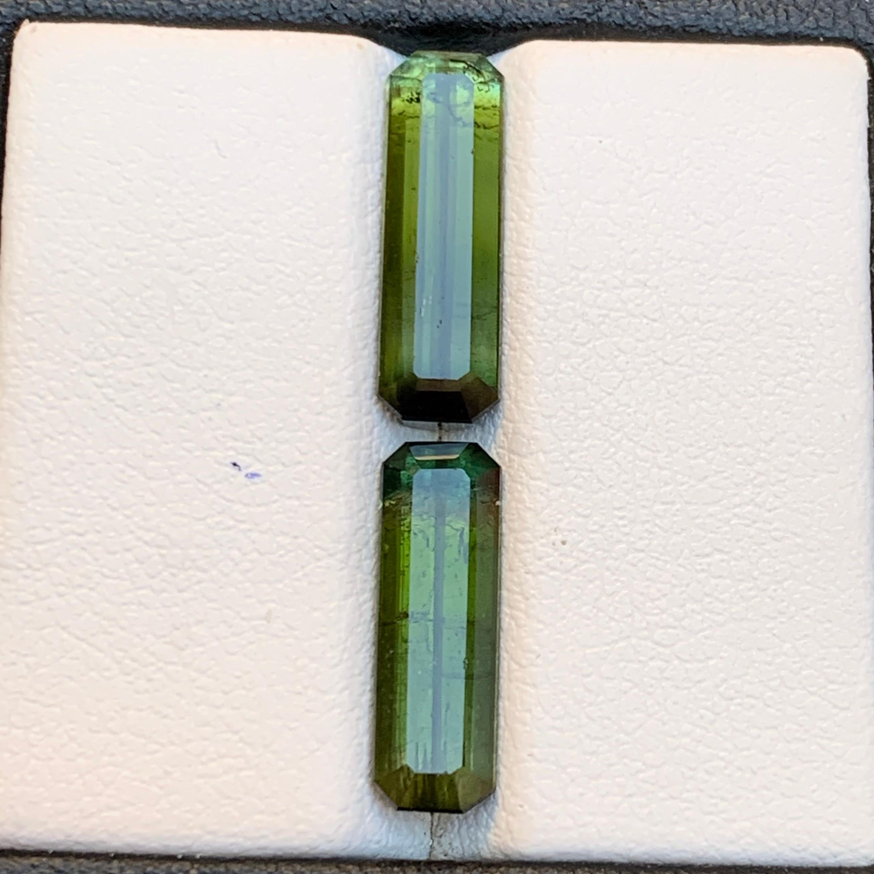 Natürlicher Olivgrüner Turmalin 6.44 Ct Smaragdschliff Loser Edelstein Set - Schmuck (Zeitgenössisch) im Angebot