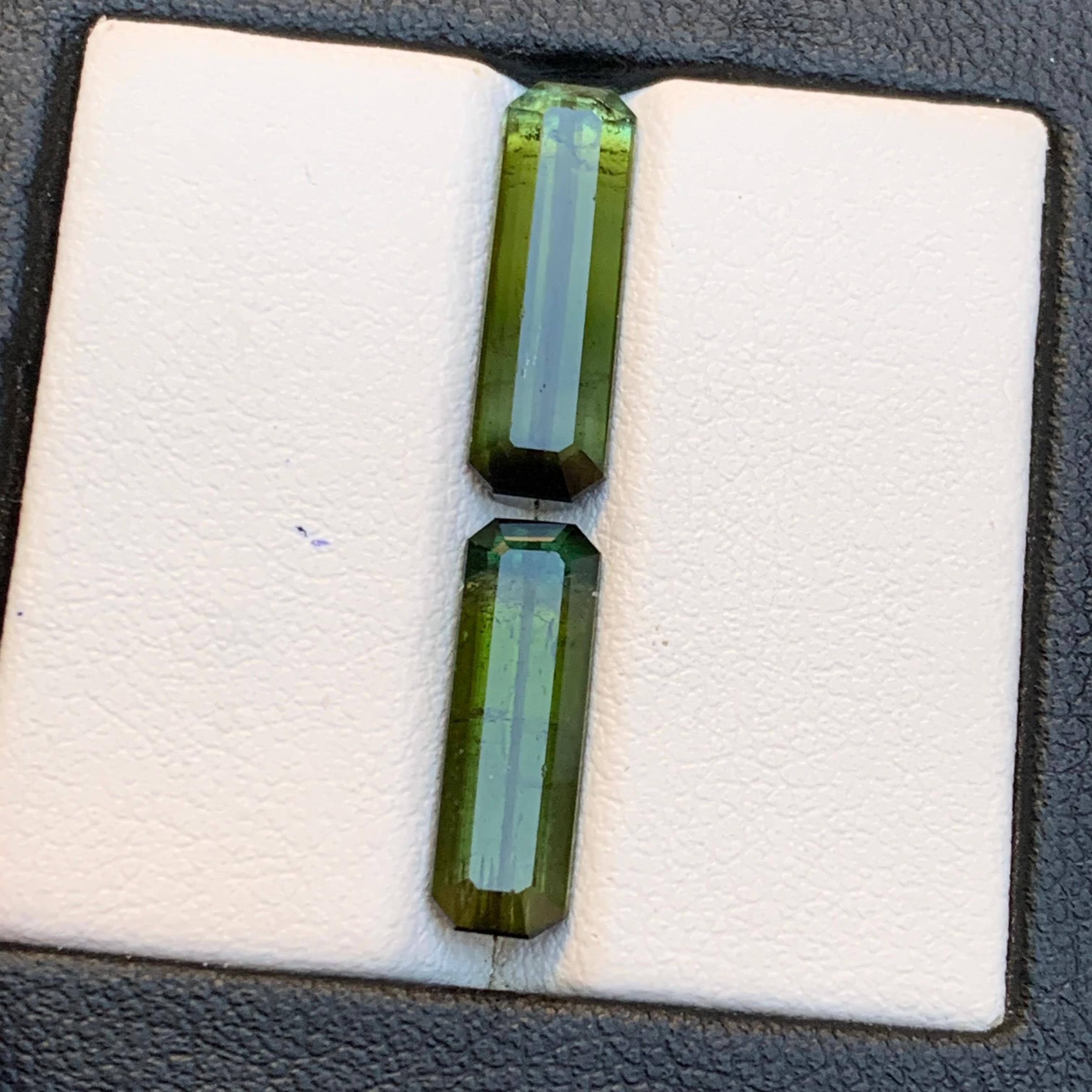 Natürlicher Olivgrüner Turmalin 6.44 Ct Smaragdschliff Loser Edelstein Set - Schmuck im Angebot 2