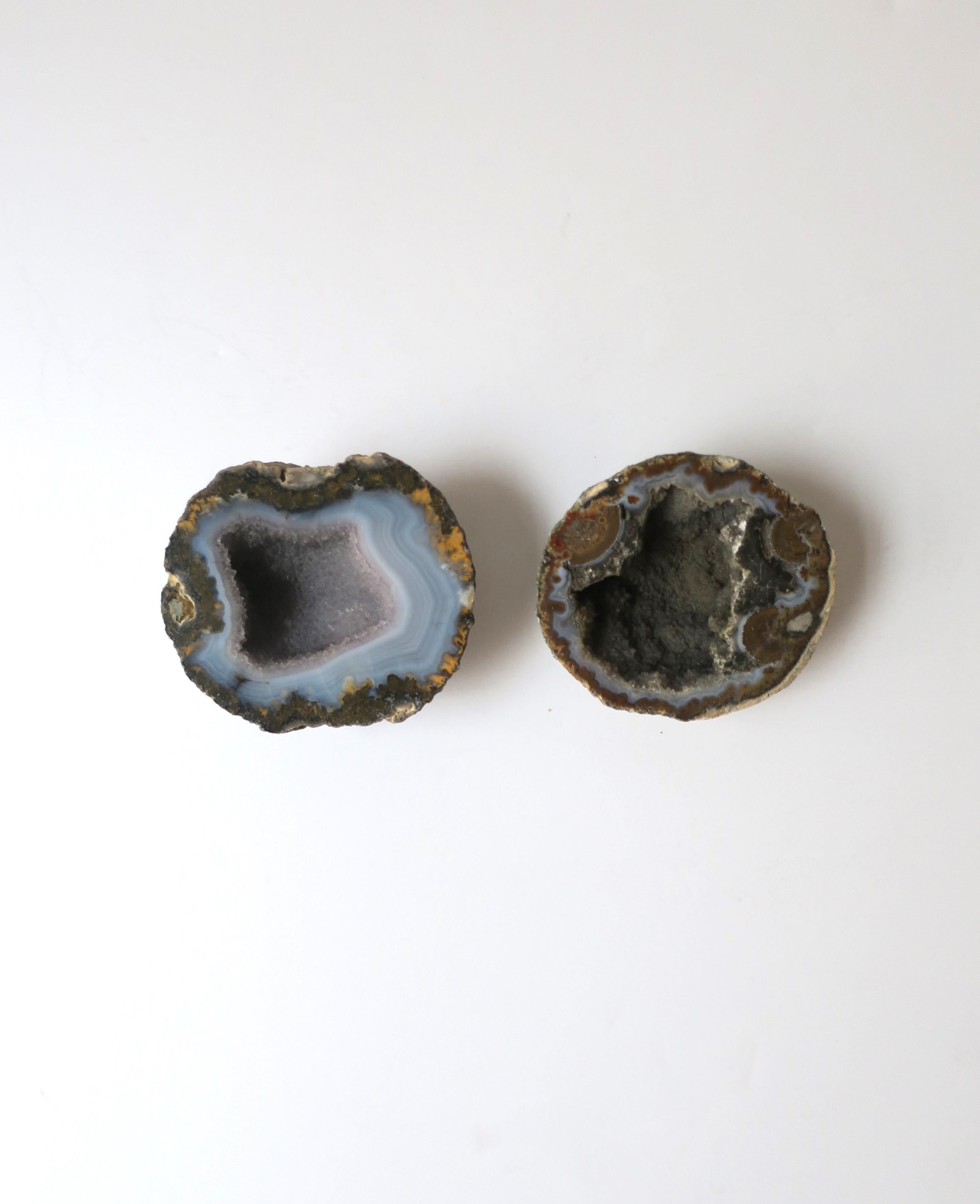 Natural Onyx Agate Quartz Geodes Decorative Objects, Set/Pair For Sale 2