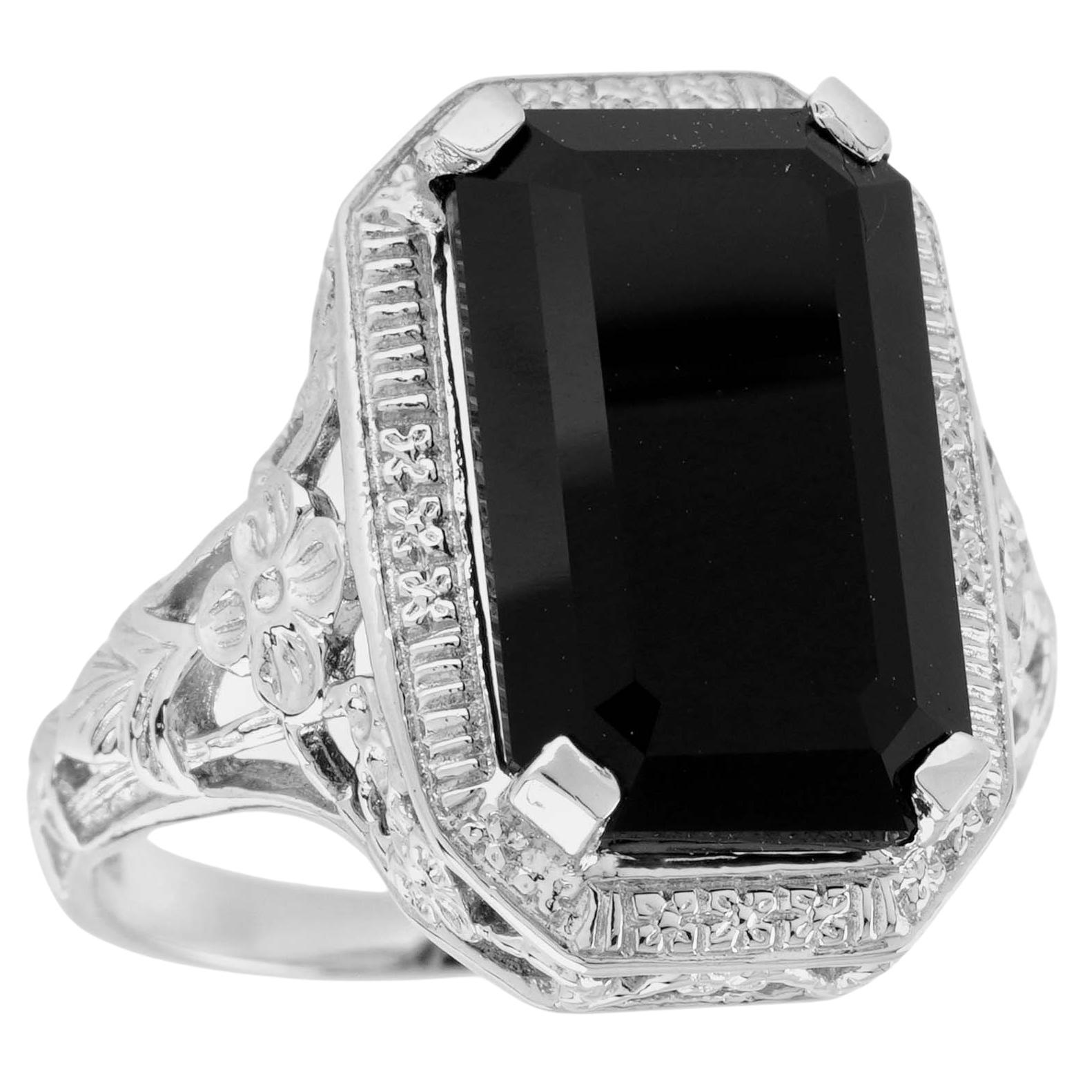 For Sale:  Natural Onyx Emerald Cut Vintage Style Filigree Cocktail Ring in Solid 9K Gold