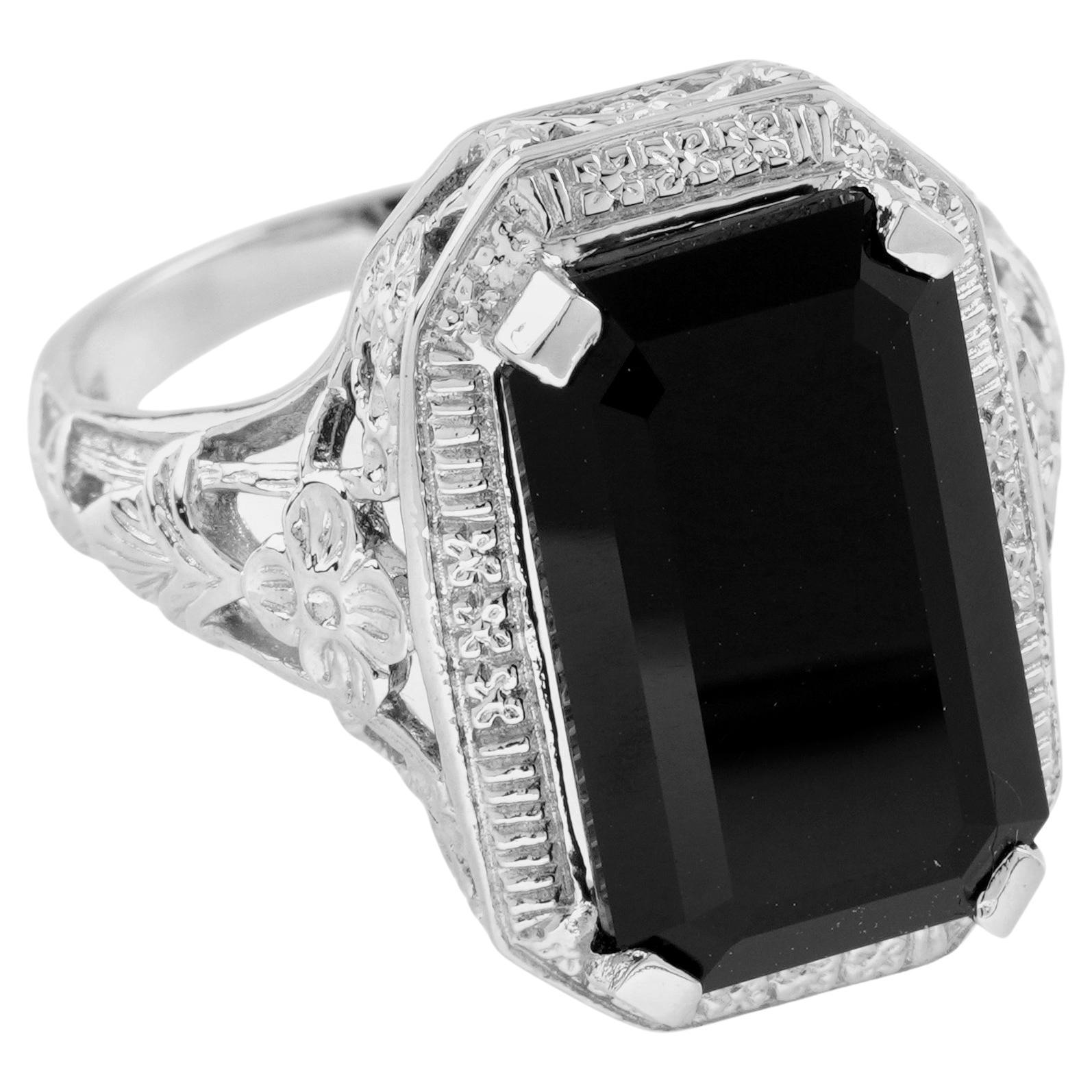 Filigraner Cocktailring aus massivem 9 Karat Gold mit natürlichem Onyx im Smaragdschliff im Vintage-Stil