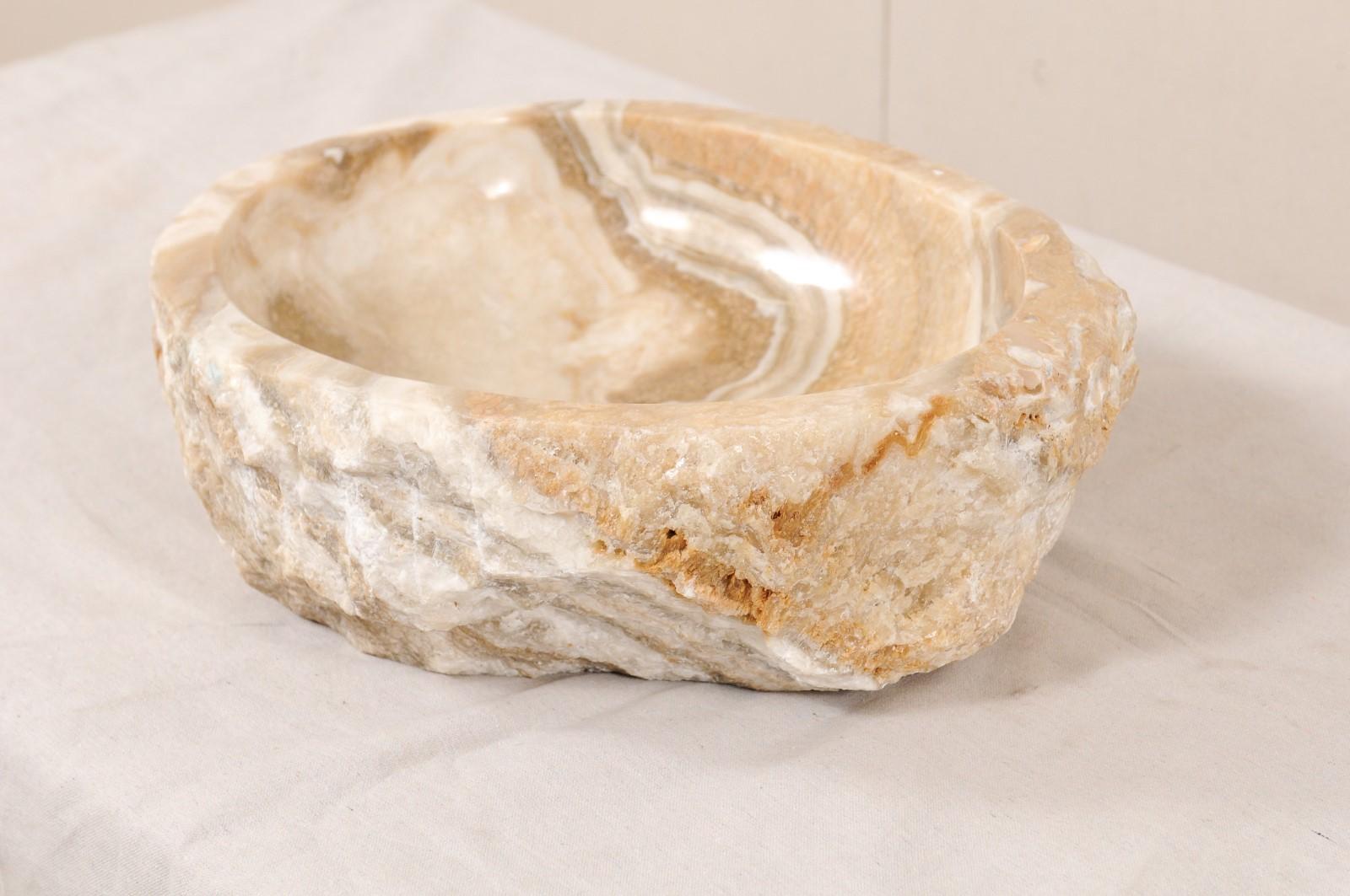 Natural Onyx Sink Basin in Cream, White, Beige and Grey In Good Condition In Atlanta, GA