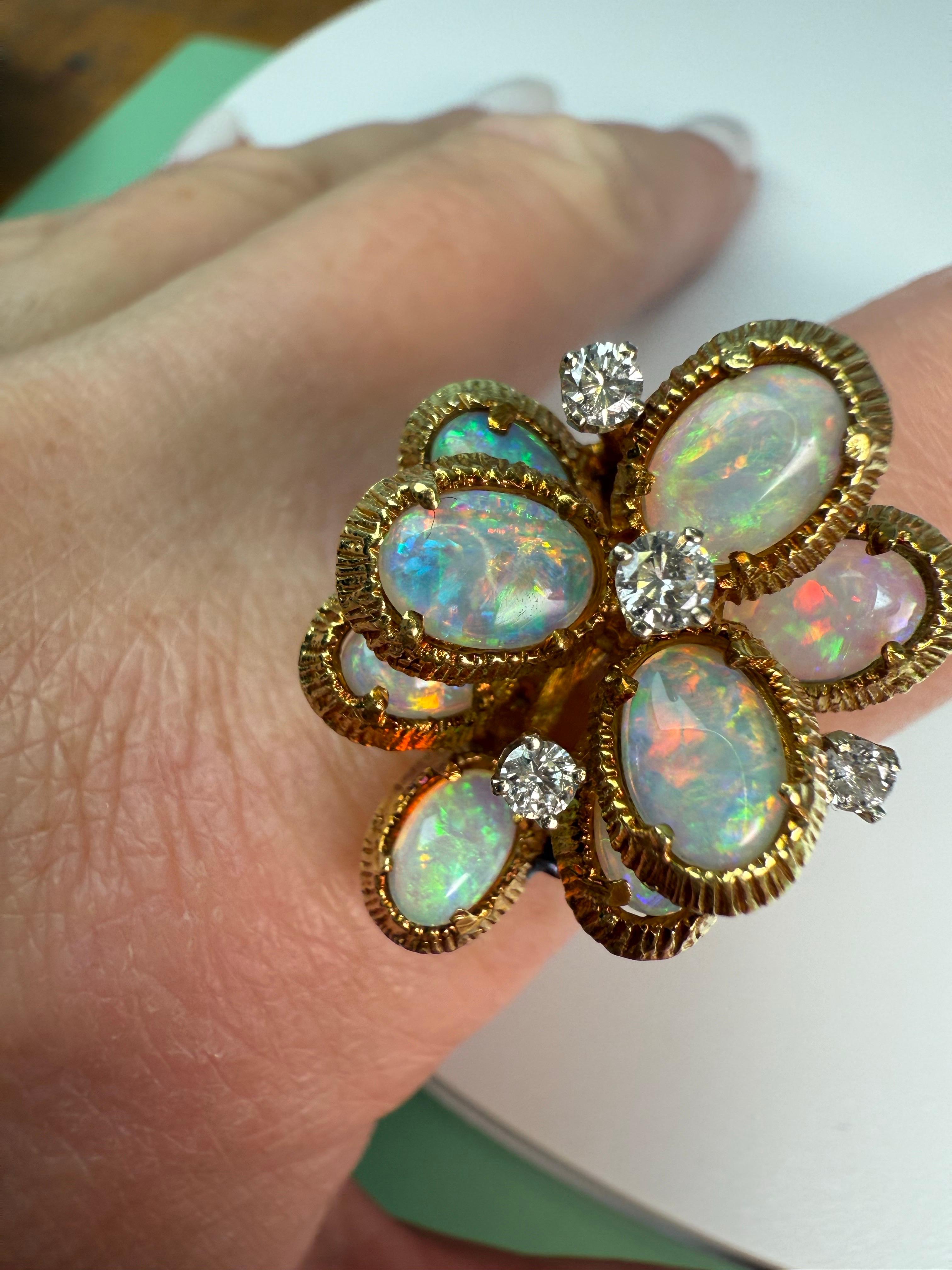 Natürlicher OPAL-Cocktailring 18KT Gelbgold (Ovalschliff) im Angebot