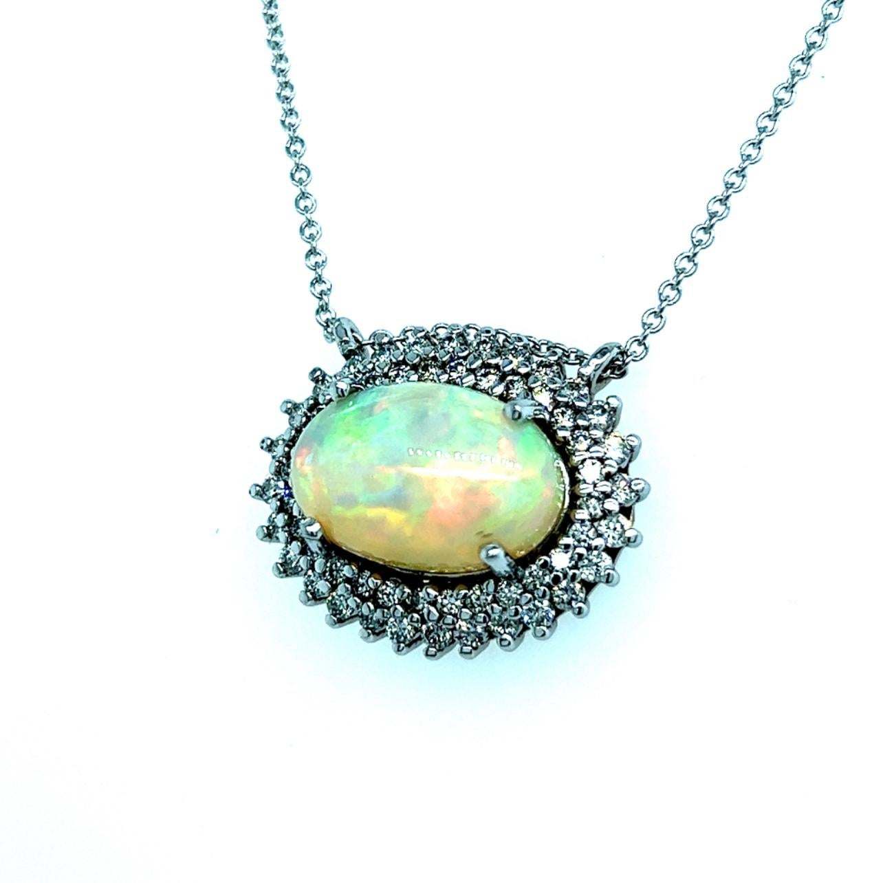 Natürlicher Opal-Diamant-Anhänger-Halskette 18