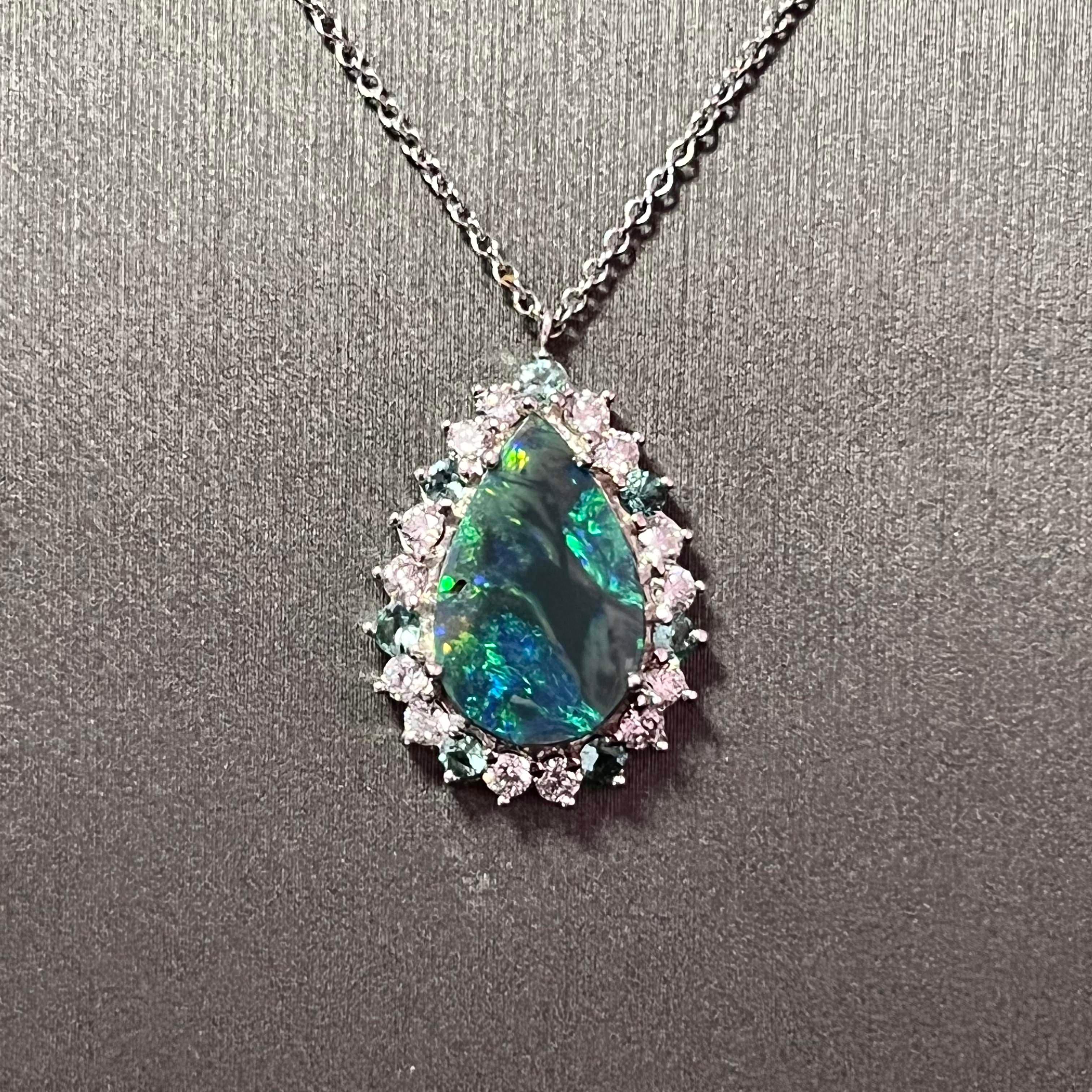 Natural Opal Diamond Pendant W/ Gold Chain 3.25 TCW GIA Certified In New Condition For Sale In Brooklyn, NY