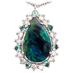 Ciondolo di diamanti opale naturale con catena d'oro 3,25 TCW certificato GIA