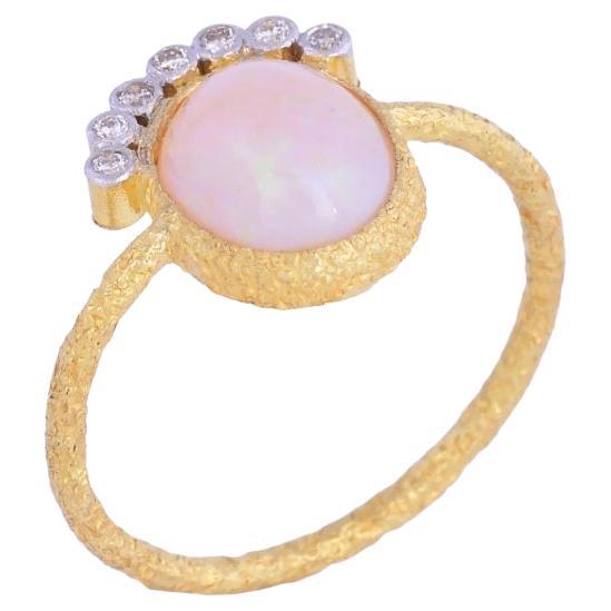 Natural Opal & Diamond Ring 18K gold