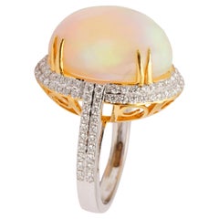 Natural opal diamond ring in 18k gold