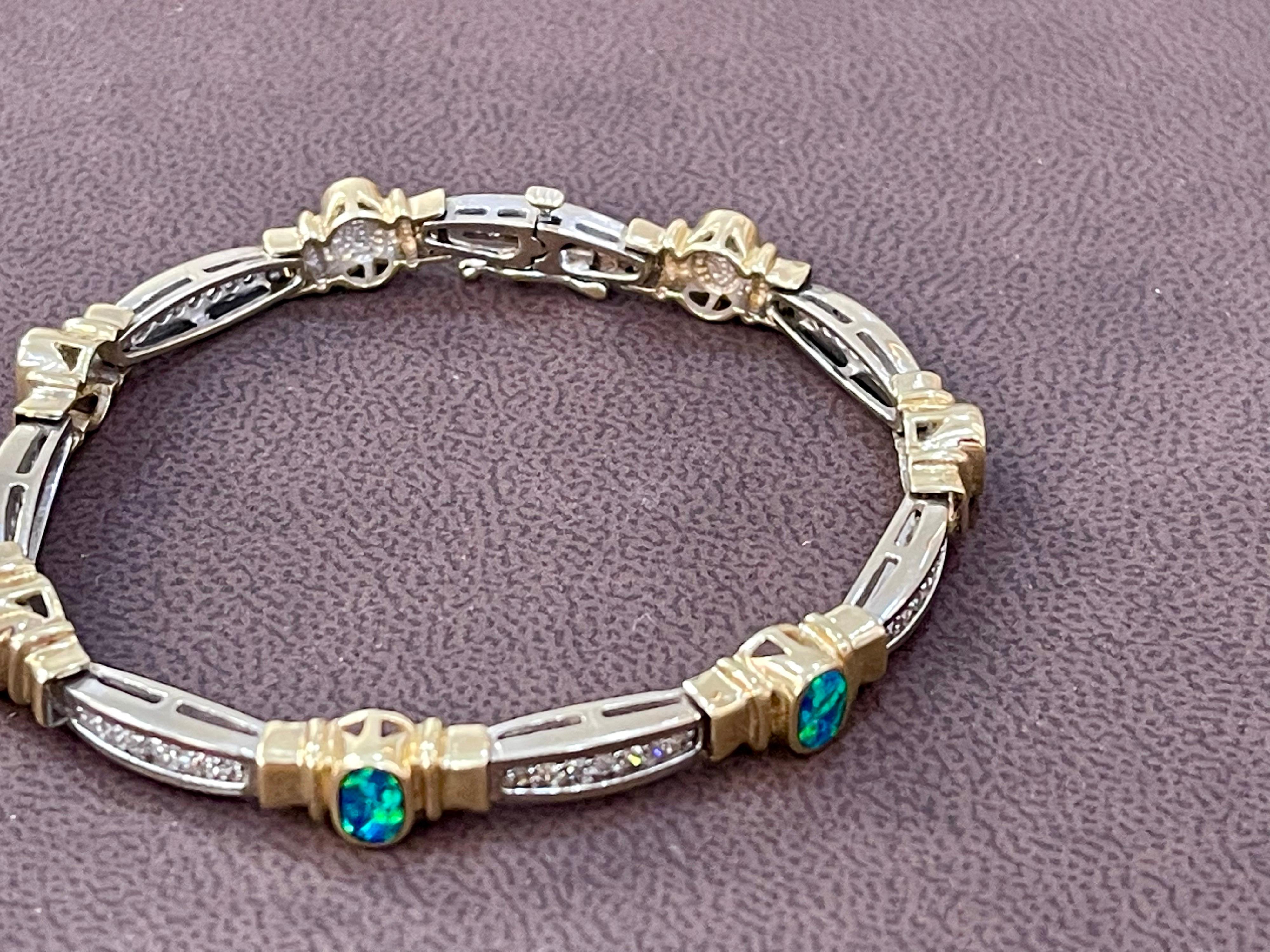 Natürliches Opal- und Diamant-Tennisarmband 14 Karat zweifarbiges Gold (Ovalschliff) im Angebot