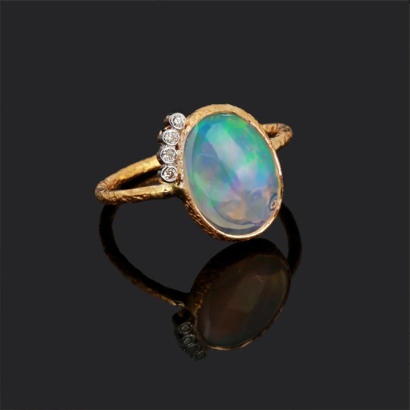 Natural Opal Ring 18K gold In condizioni Nuovo in vendita a jaipur, IN