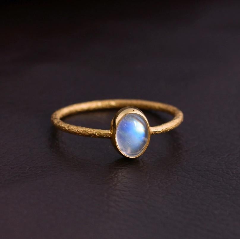 Natural Opal Ring 18K gold In New Condition For Sale In jaipur, IN