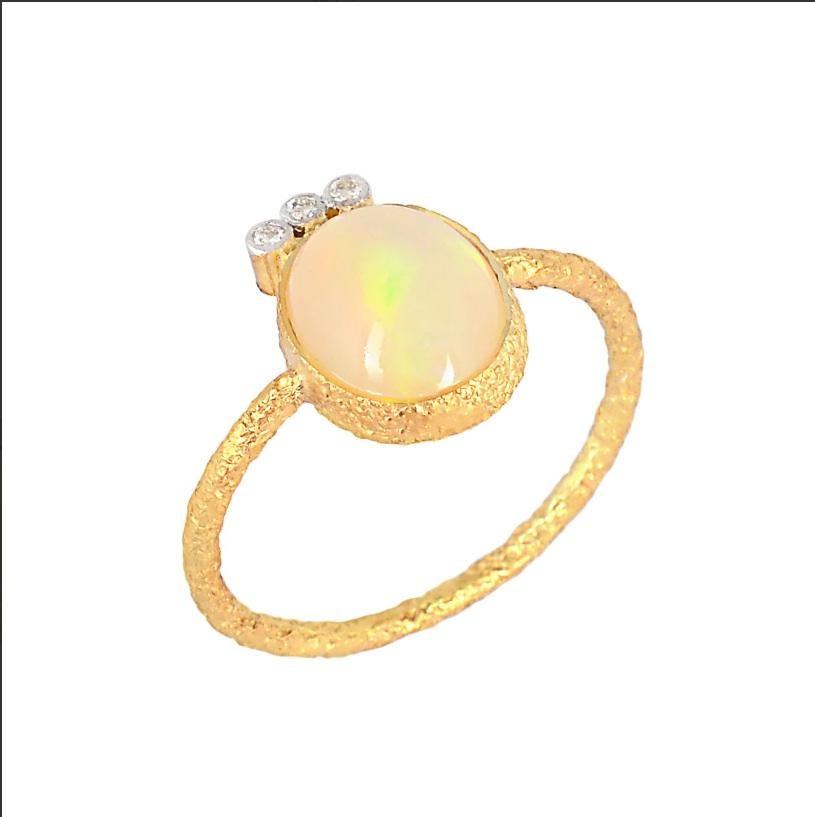 Natural Opal Ring 18K gold in vendita 1
