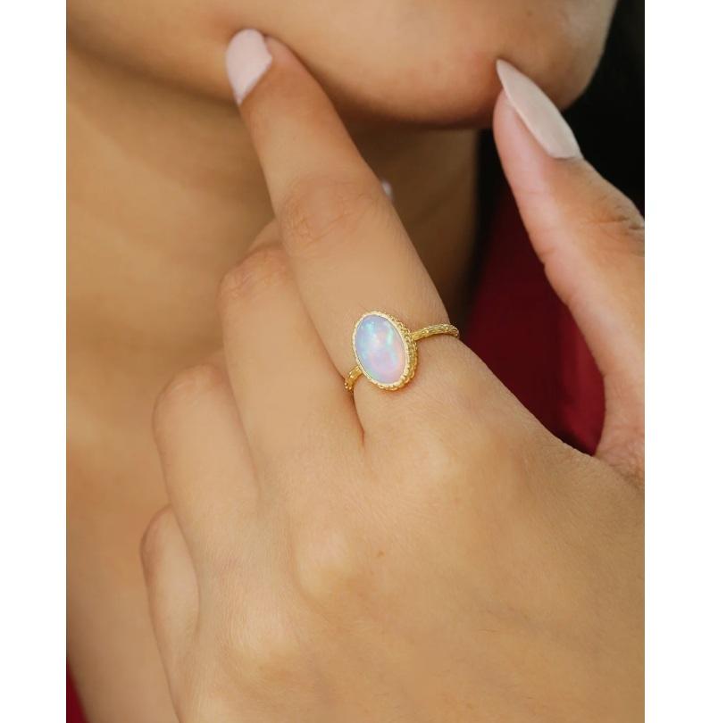 Natural Opal Ring 18K gold en venta 1