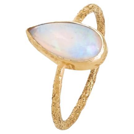 Natural Opal Ring 18K gold