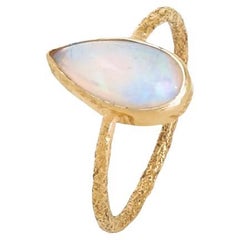 Natural Opal Ring 18K gold