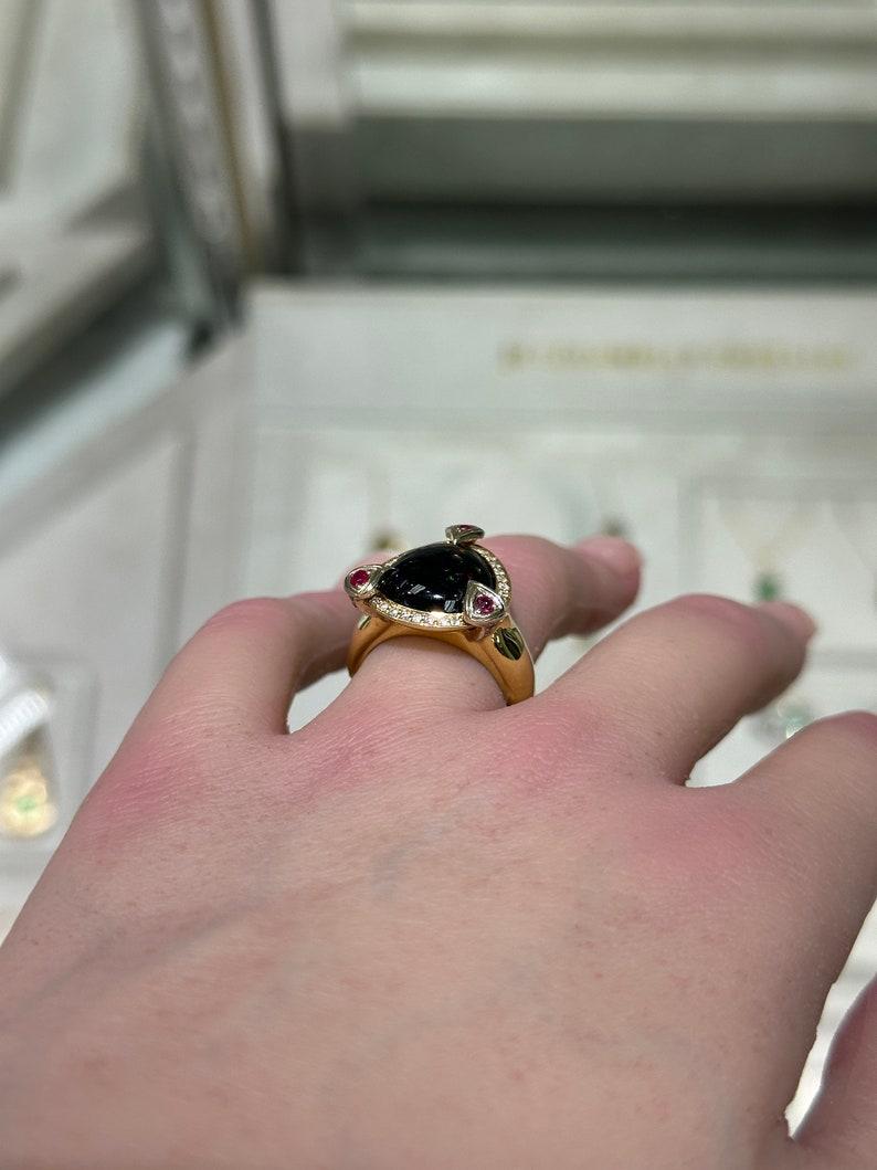 Anillo de Opalo Natural Rubí Diamante Anillo de Cóctel Pear Dark Opal Halo 18K en Nuevo Estado en Jupiter, FL