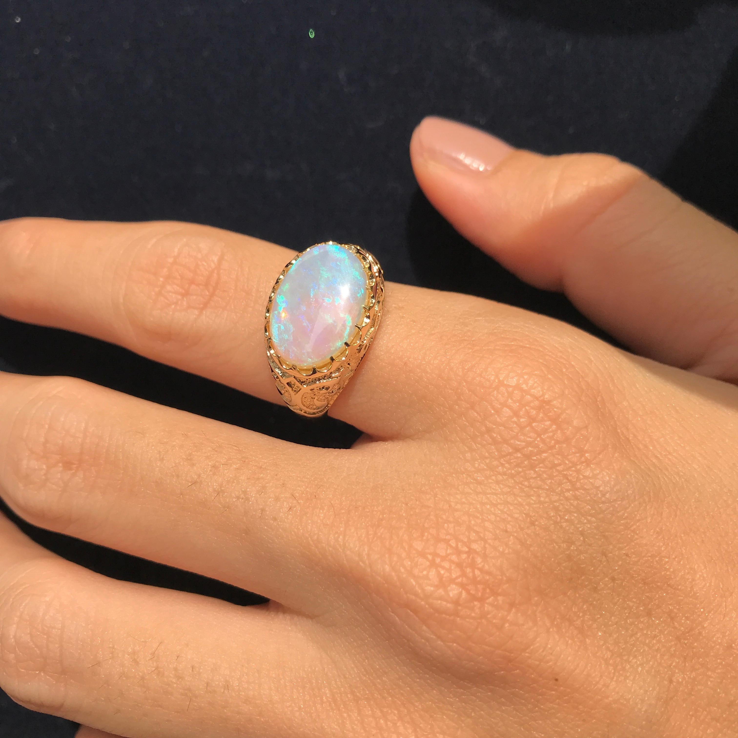 Natural Opal Vintage Style Carved Ring in Solid 9K Yellow Gold For Sale 2