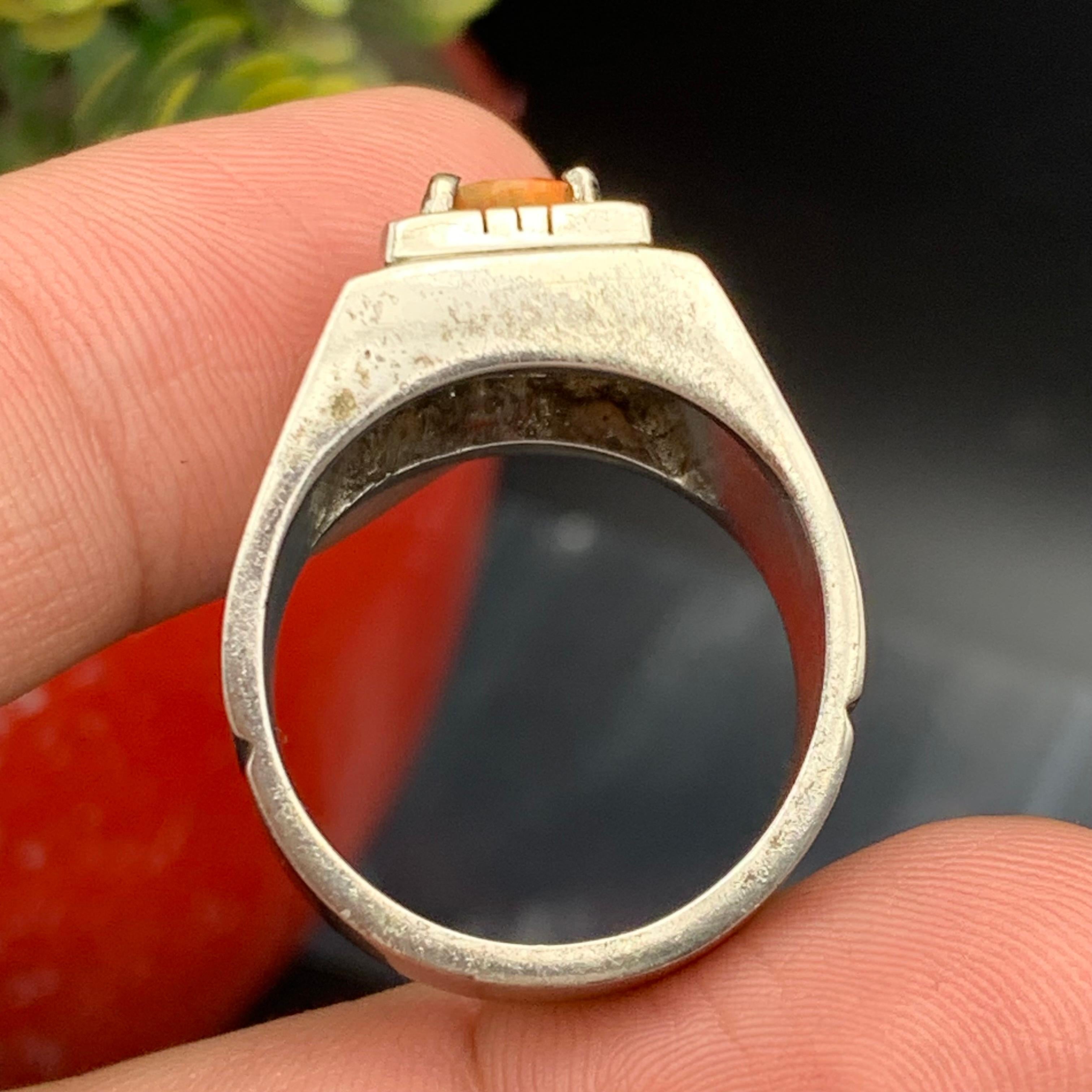 Uomo Anello di opale di fuoco arancione naturale in argento 925 fatto a mano con giochi di colore in vendita