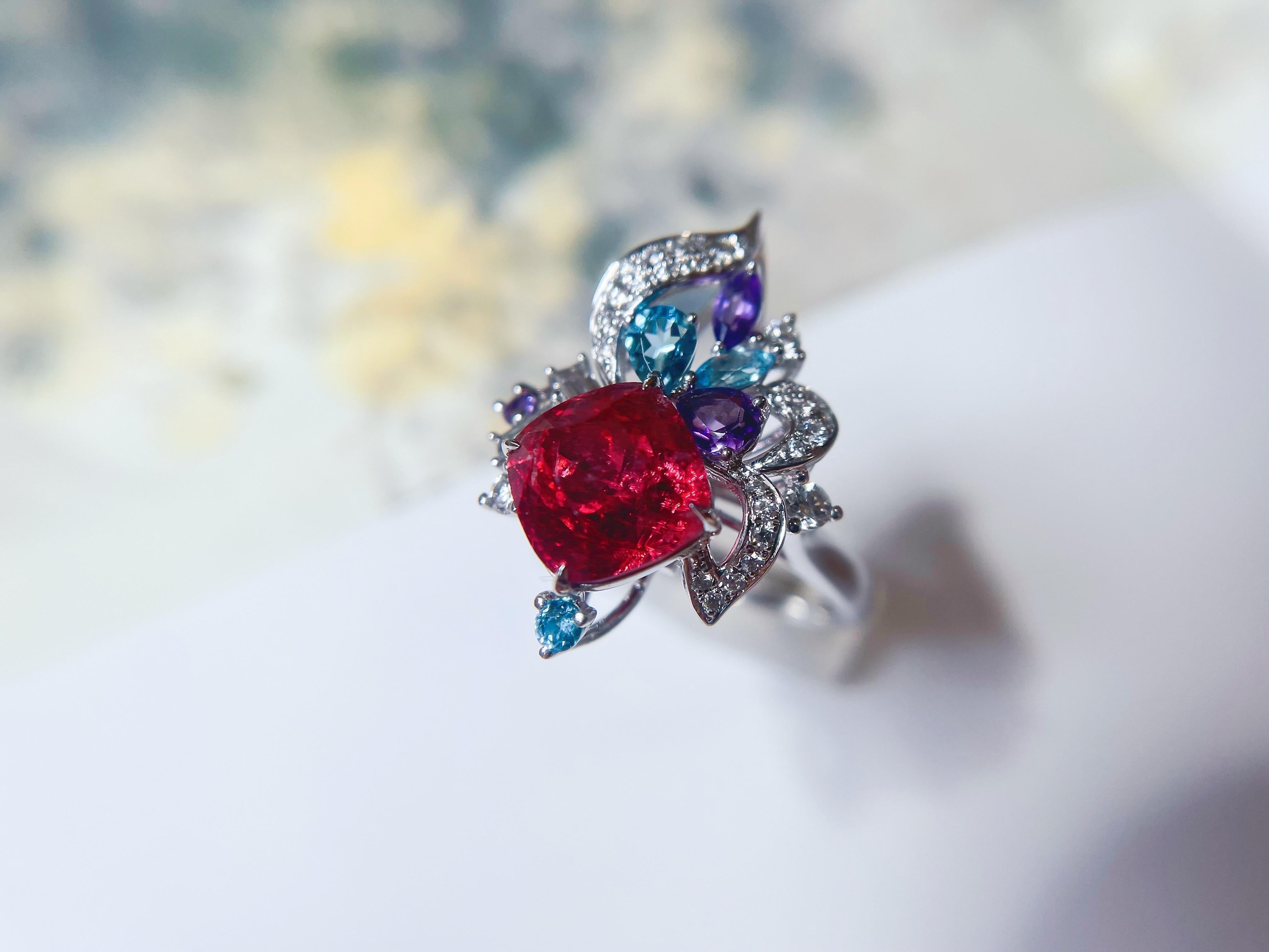 Ring und Anhänger mit natürlichem orangefarbenem Rotspinell aus 18 Karat Weißgold und Diamant, multi- im Zustand „Neu“ im Angebot in Kowloon, HK