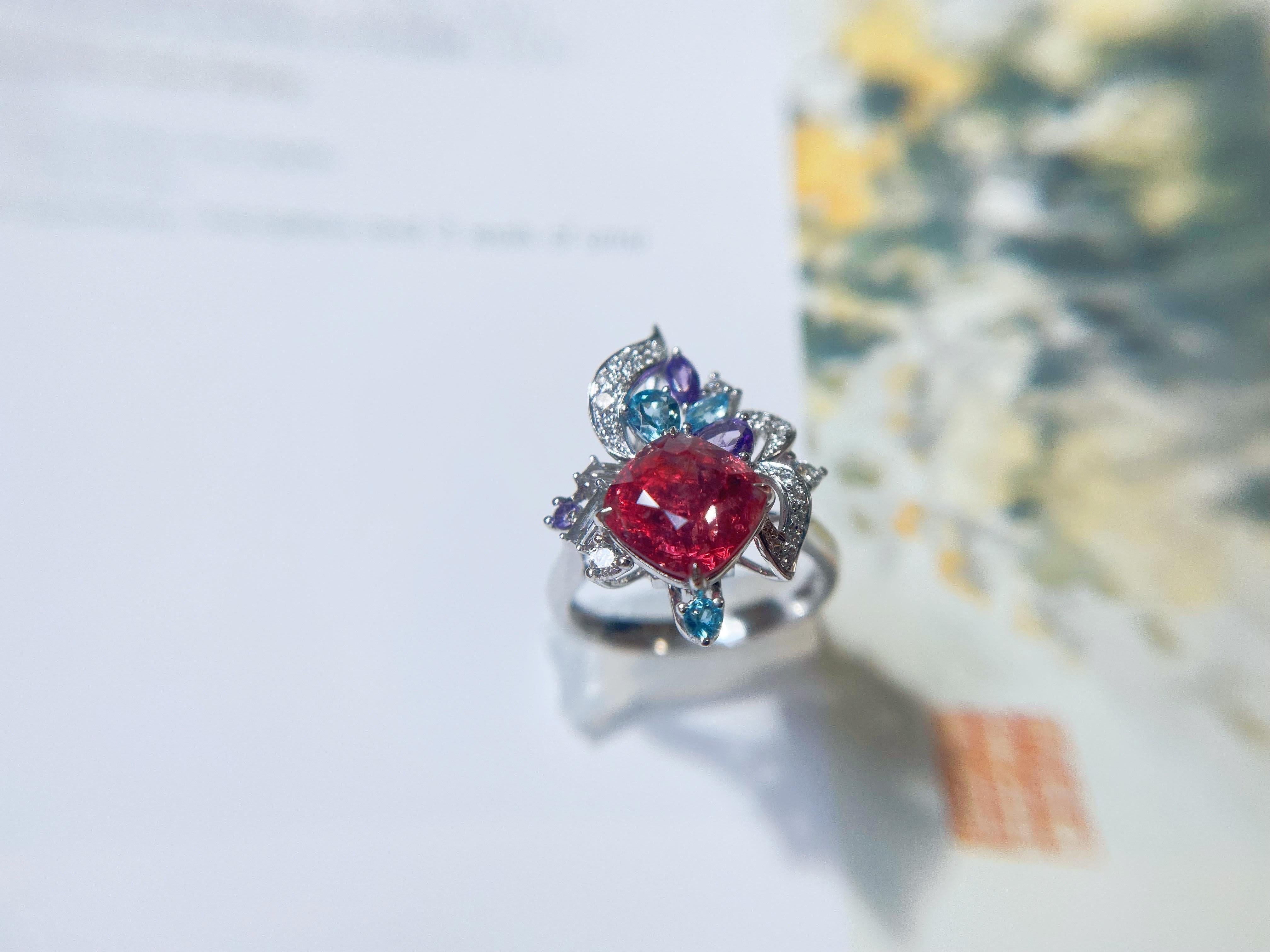 Ring und Anhänger mit natürlichem orangefarbenem Rotspinell aus 18 Karat Weißgold und Diamant, multi- für Damen oder Herren im Angebot