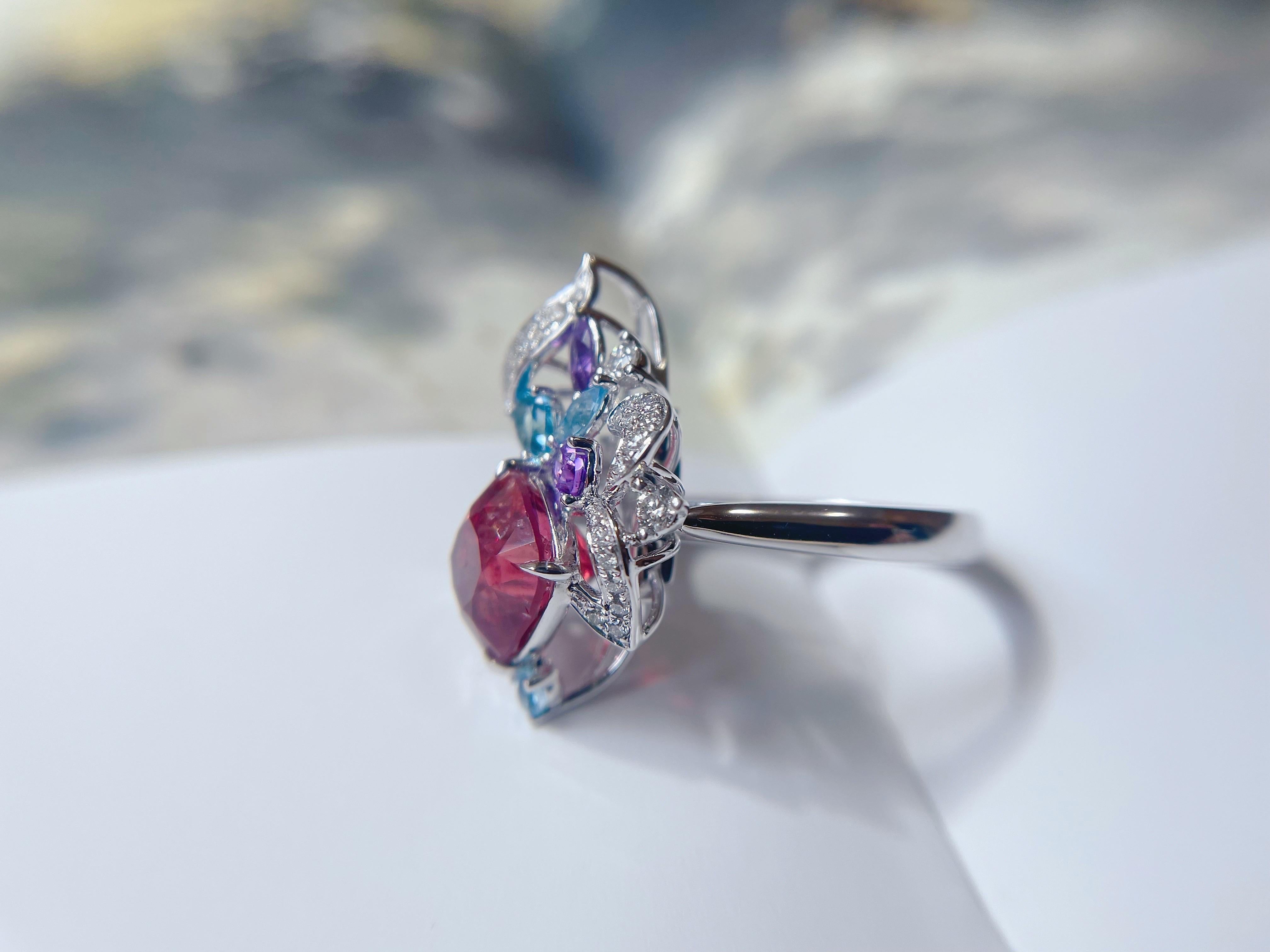 Ring und Anhänger mit natürlichem orangefarbenem Rotspinell aus 18 Karat Weißgold und Diamant, multi- im Angebot 1